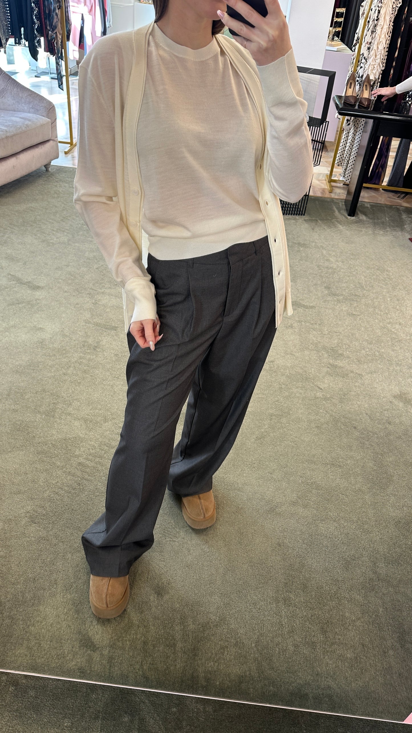 Pantaloni grigi con pences wide leg jx
