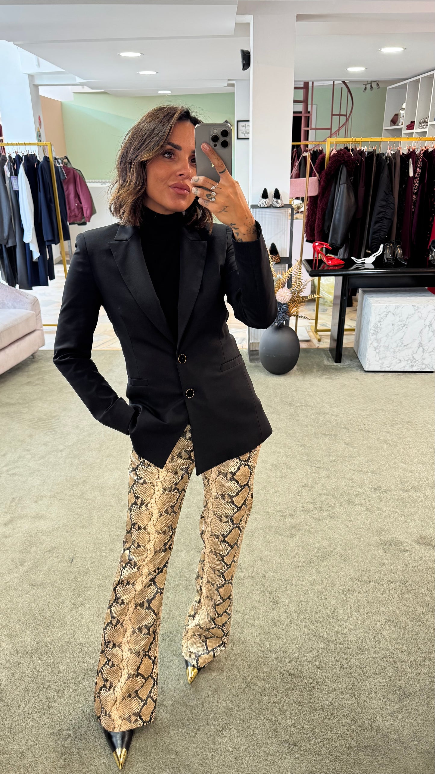 Blazer nero slim due bottoni fr