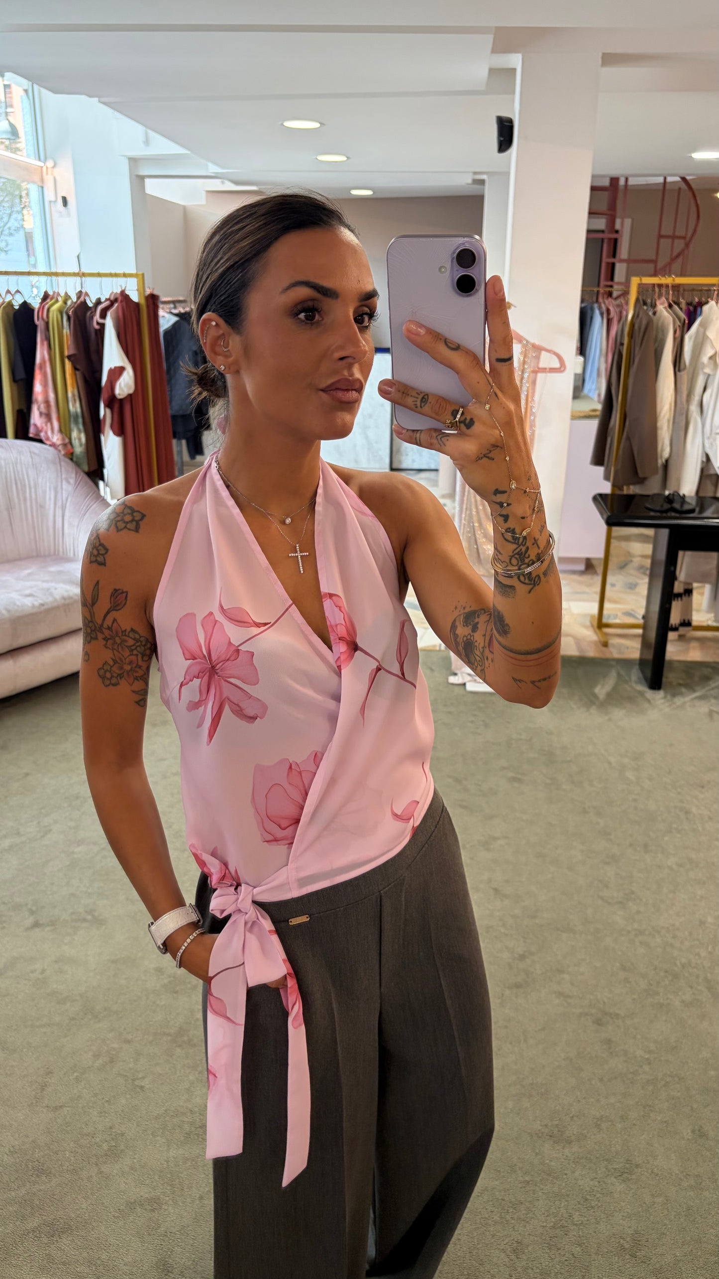 Top debbie MAR DE MARGARITAS rosa con fiori