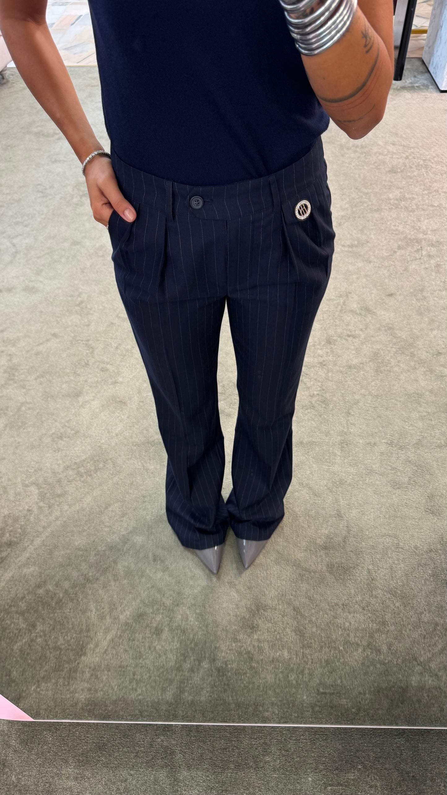 Pantaloni blu gessati a zampa fr