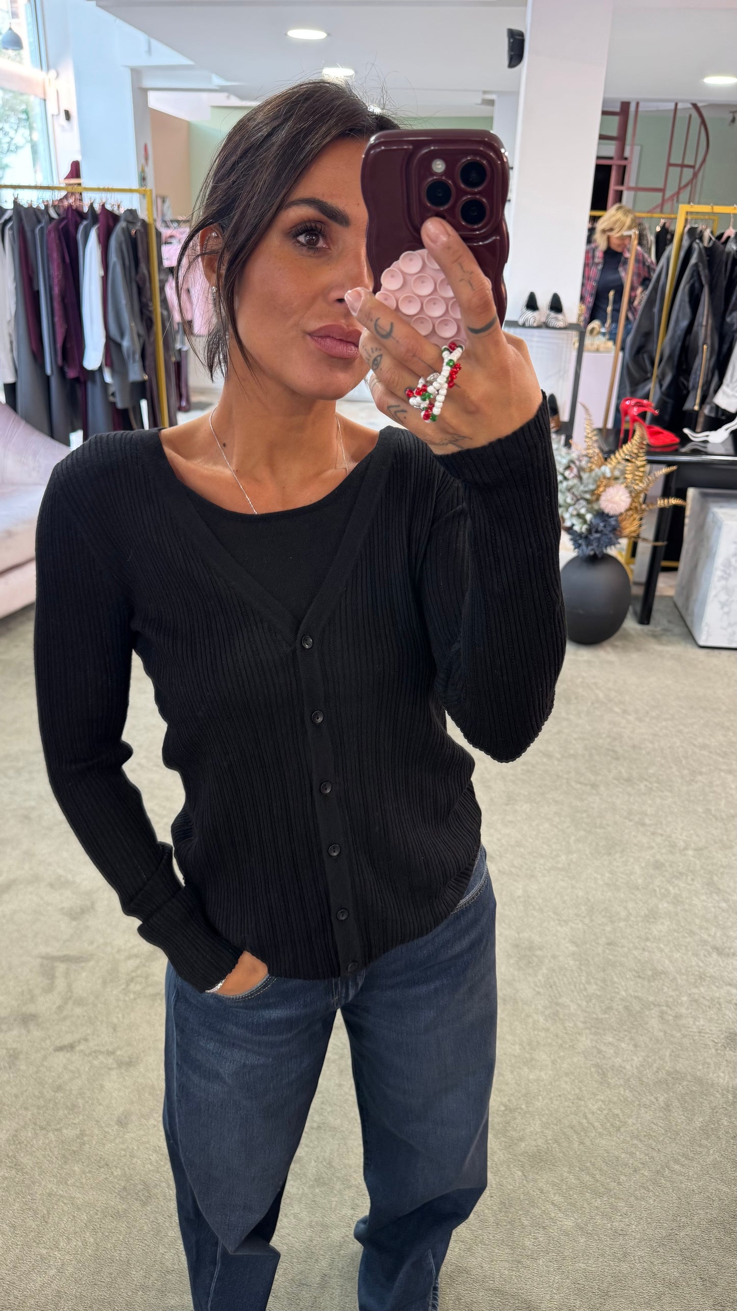 Cardigan nero con canotta annessa bj