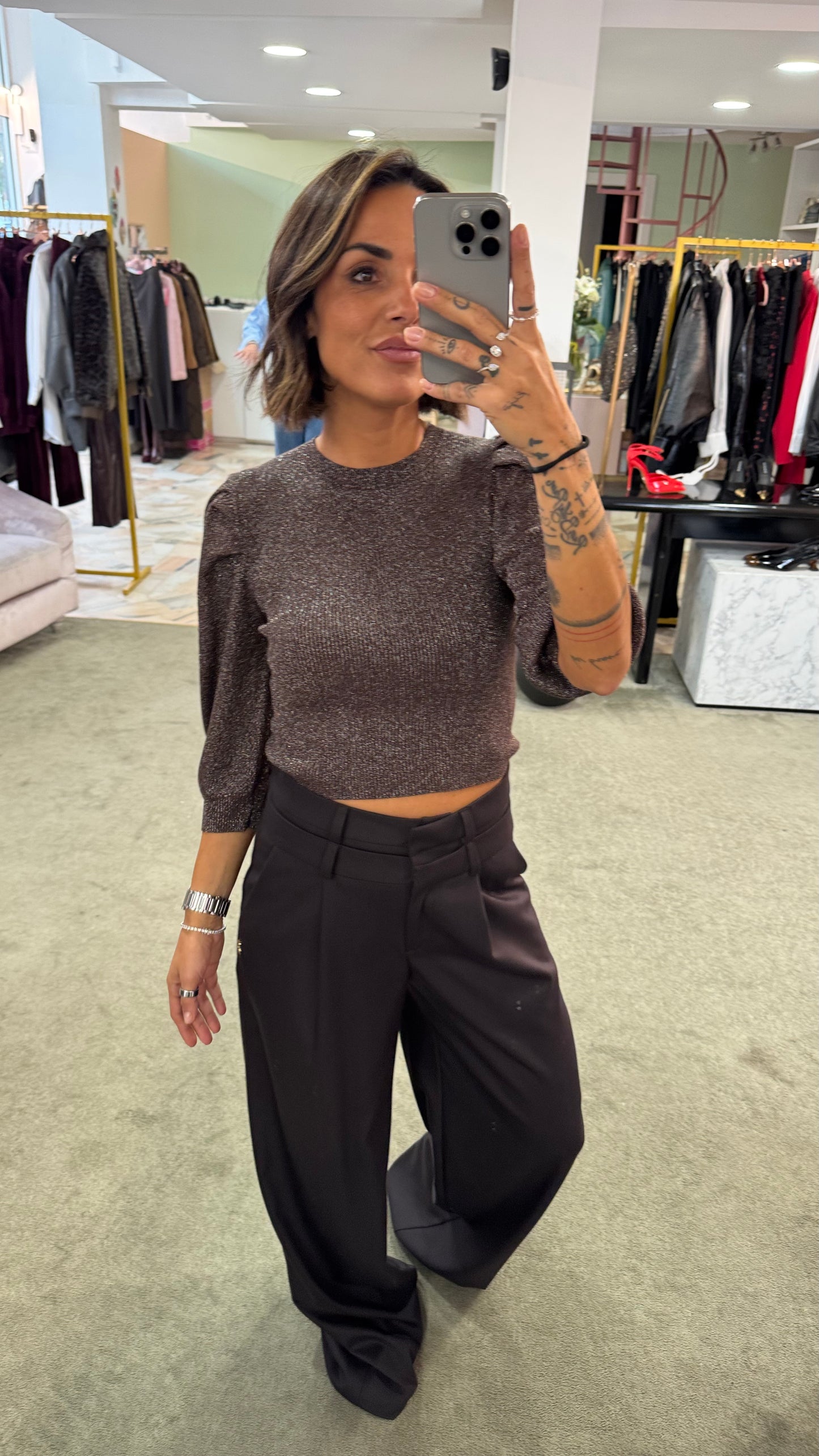 Maglia marrone lurex maniche a sbuffo gl
