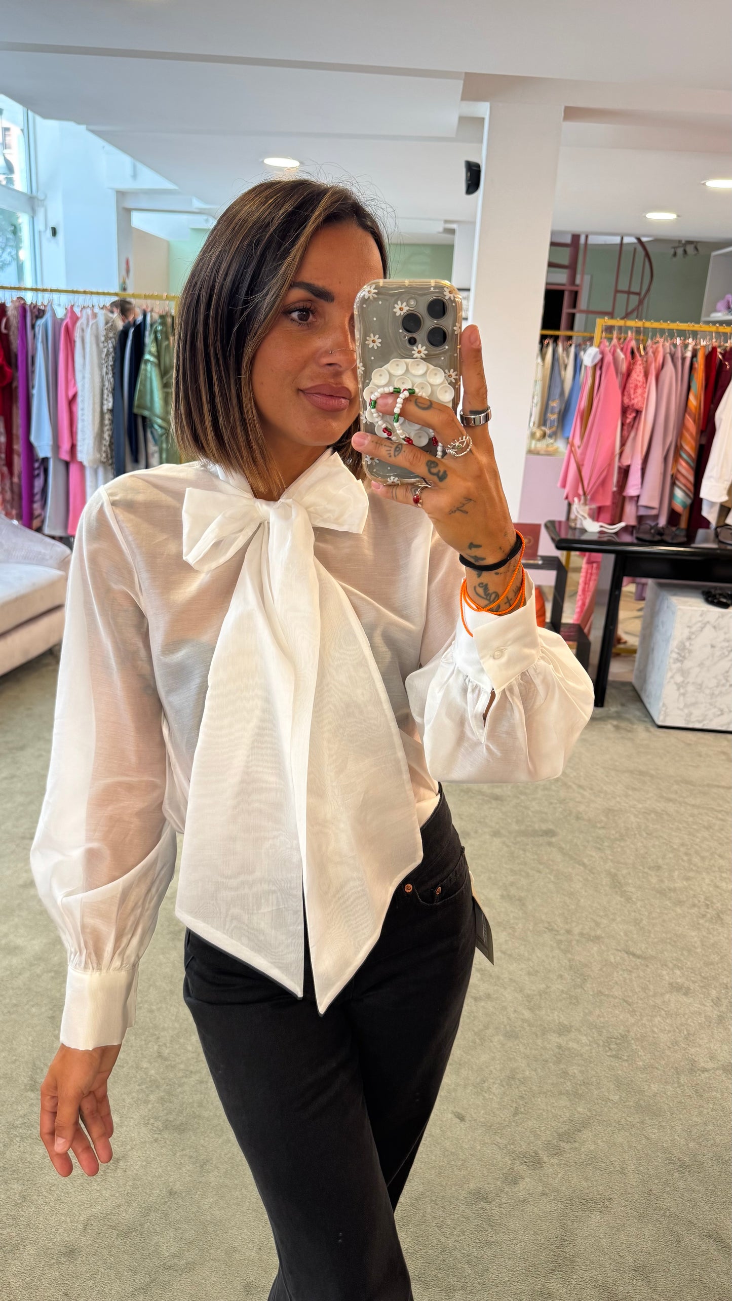 Camicia bianca con fiocco Actualee