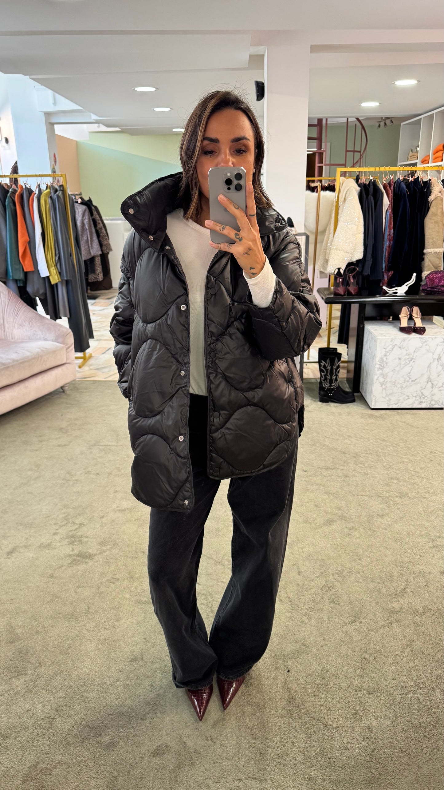 Piumino stella nero trapuntato jx