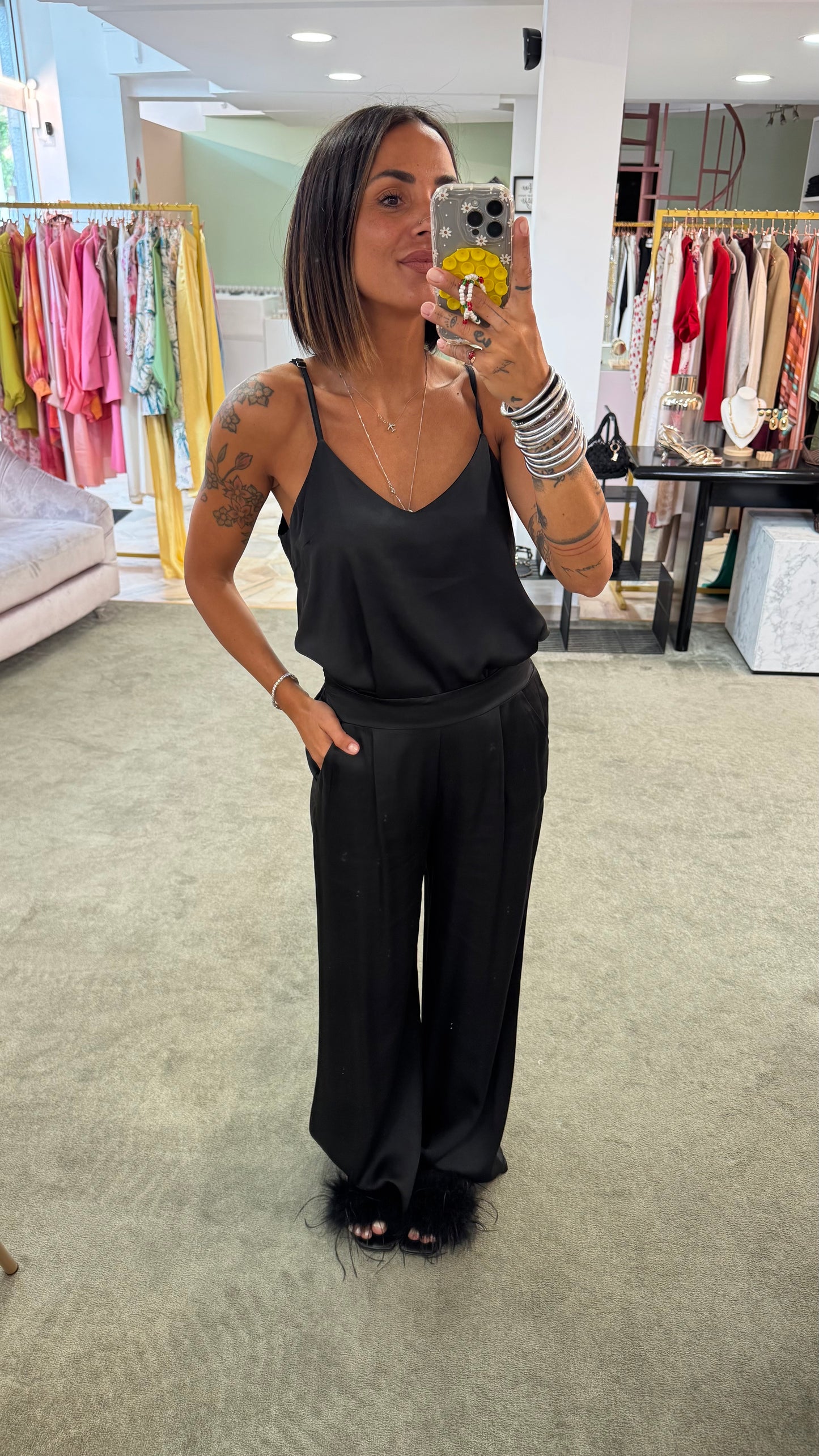 Pantaloni neri con elastico satin ay