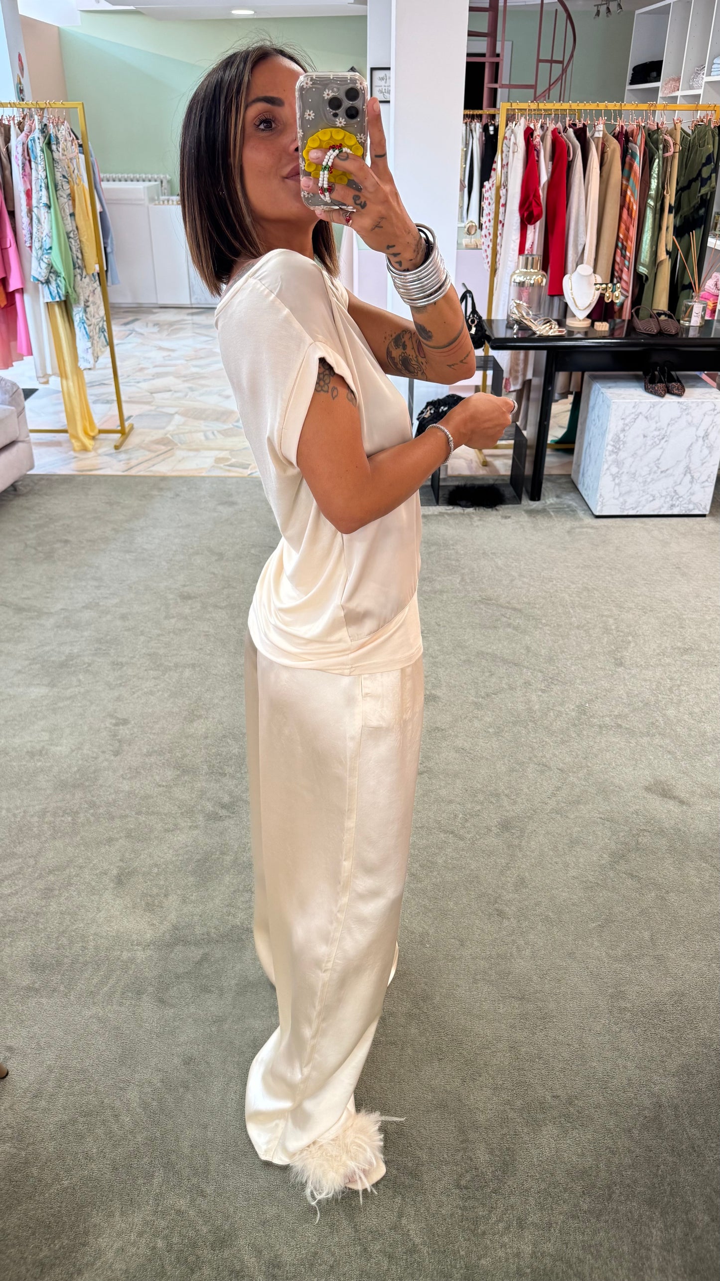 Pantaloni avorio in satin wide leg sl