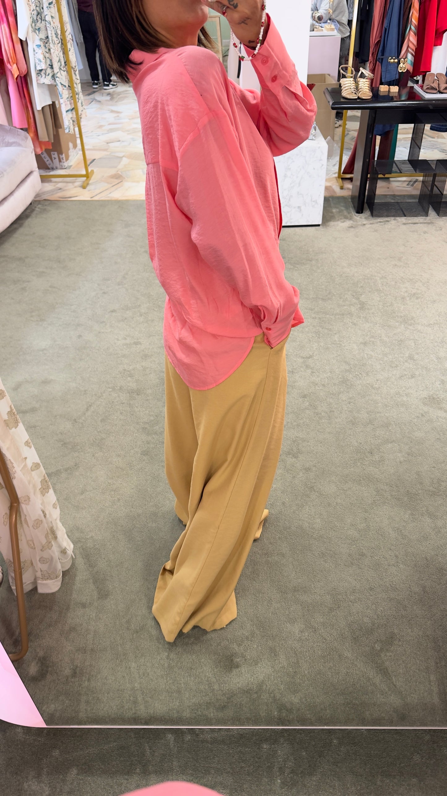 Pantaloni cammello a palazzo con pences ay
