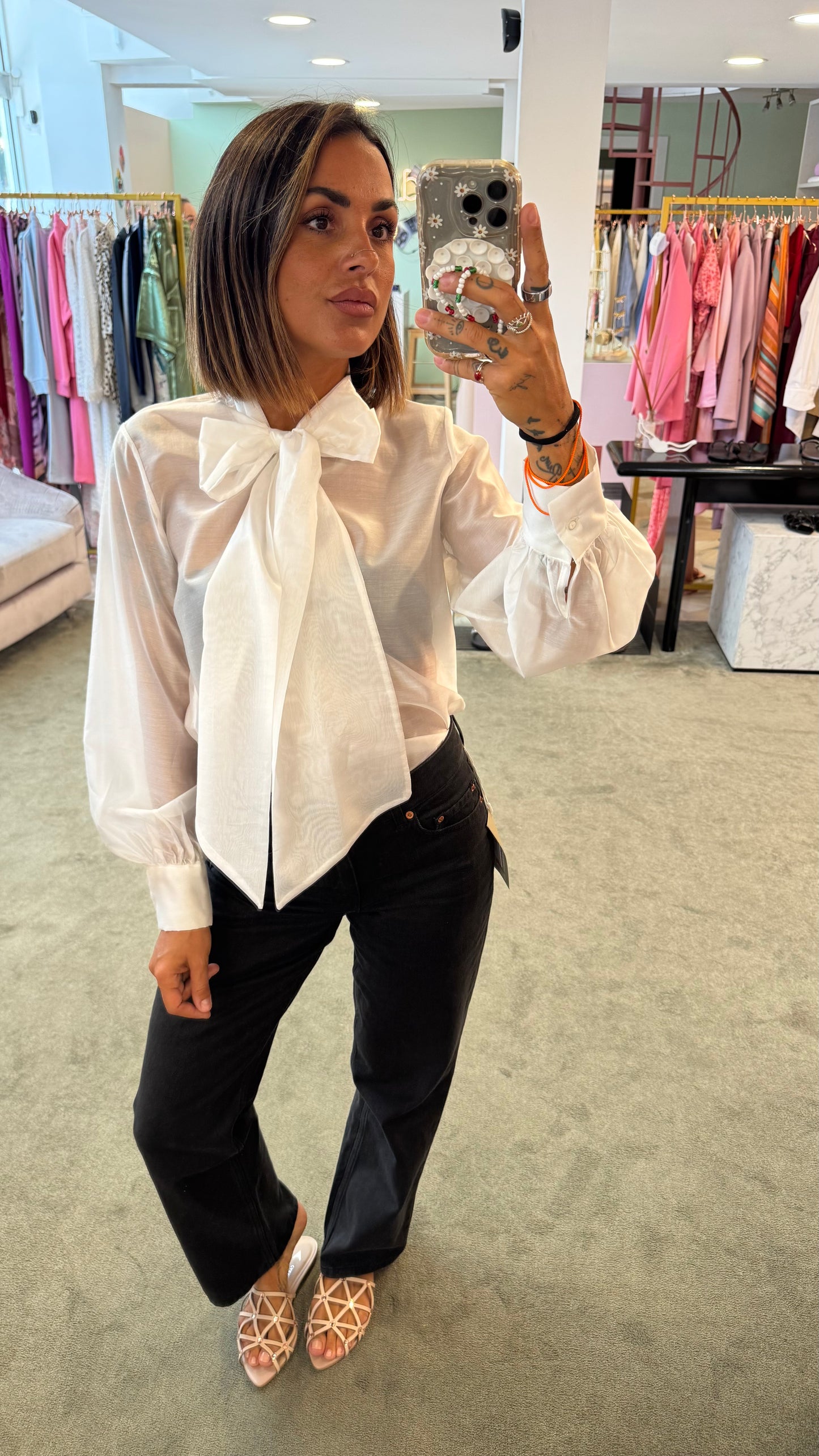 Camicia bianca con fiocco Actualee