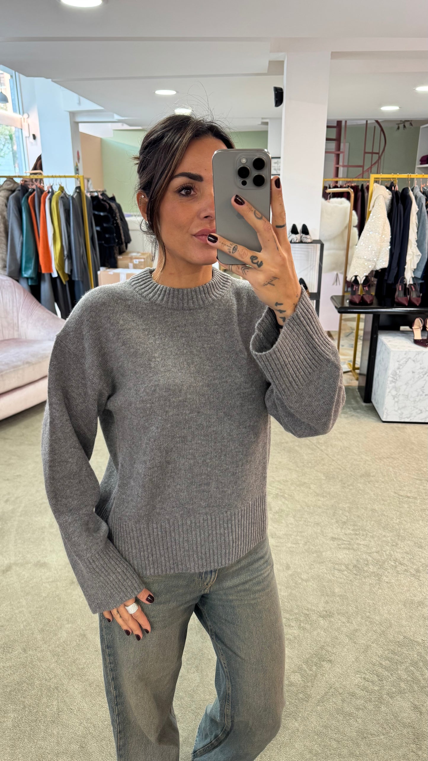 Maglione grigio girocollo sl