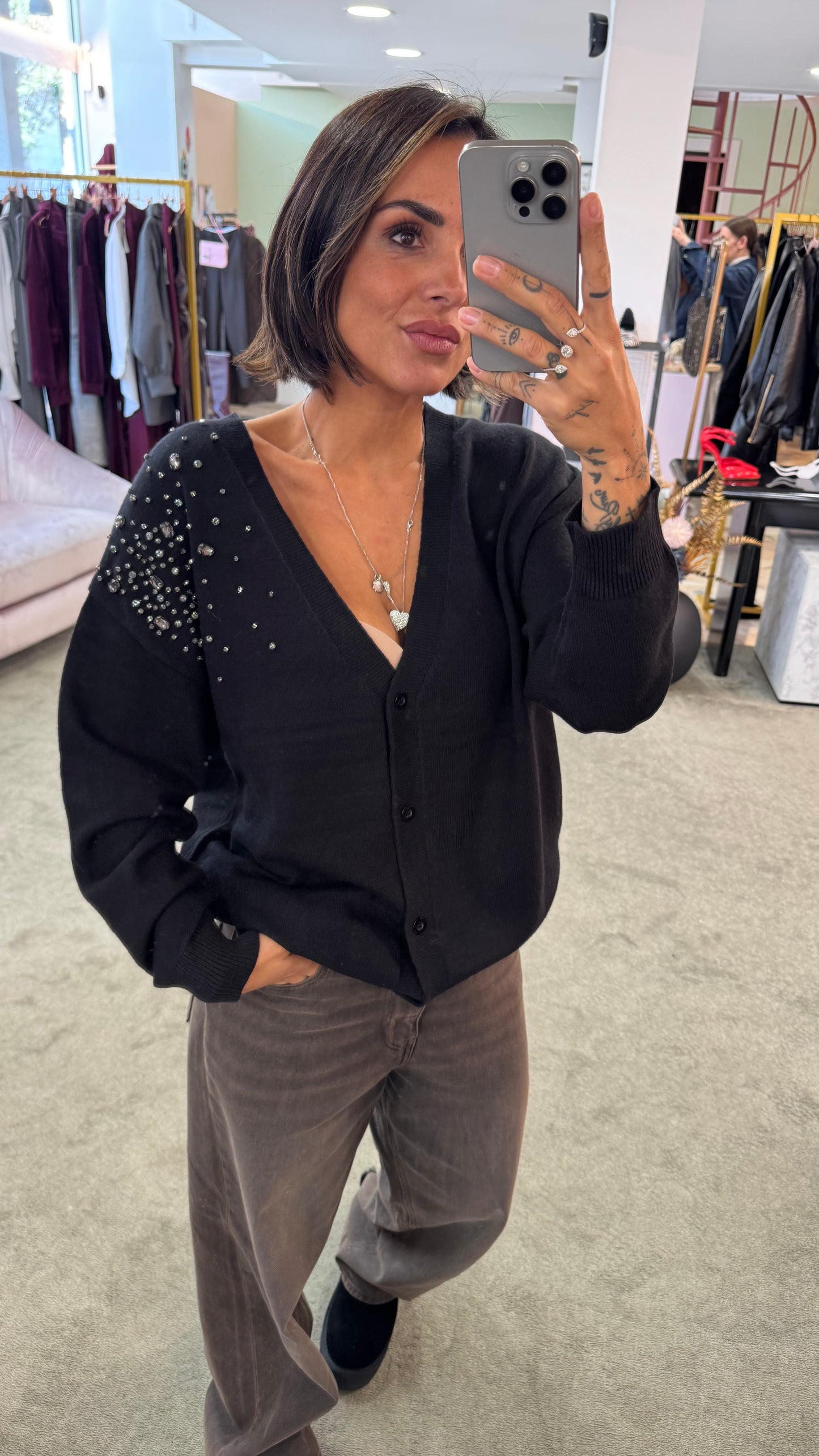 Cardigan nero con pietre bj