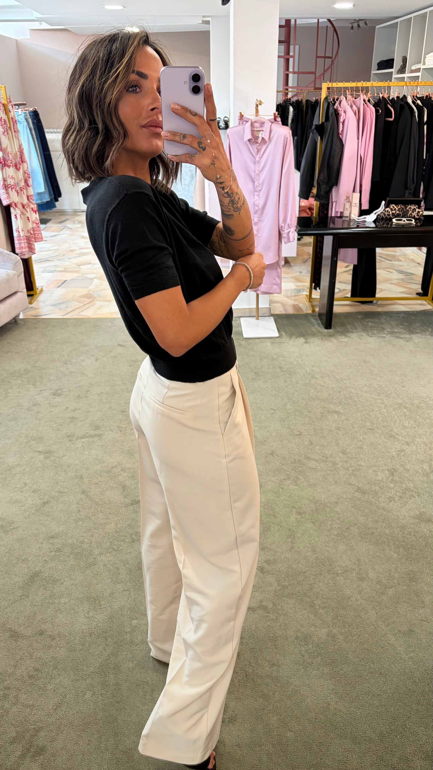 Maglia scollo a v nero manica corta glp