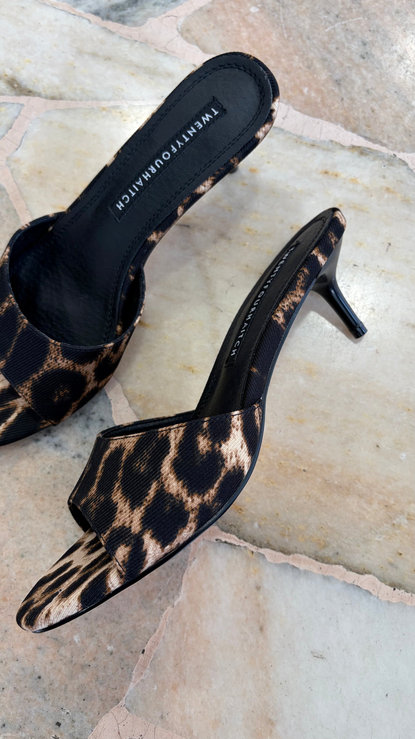 Ciabattina mules leopardata