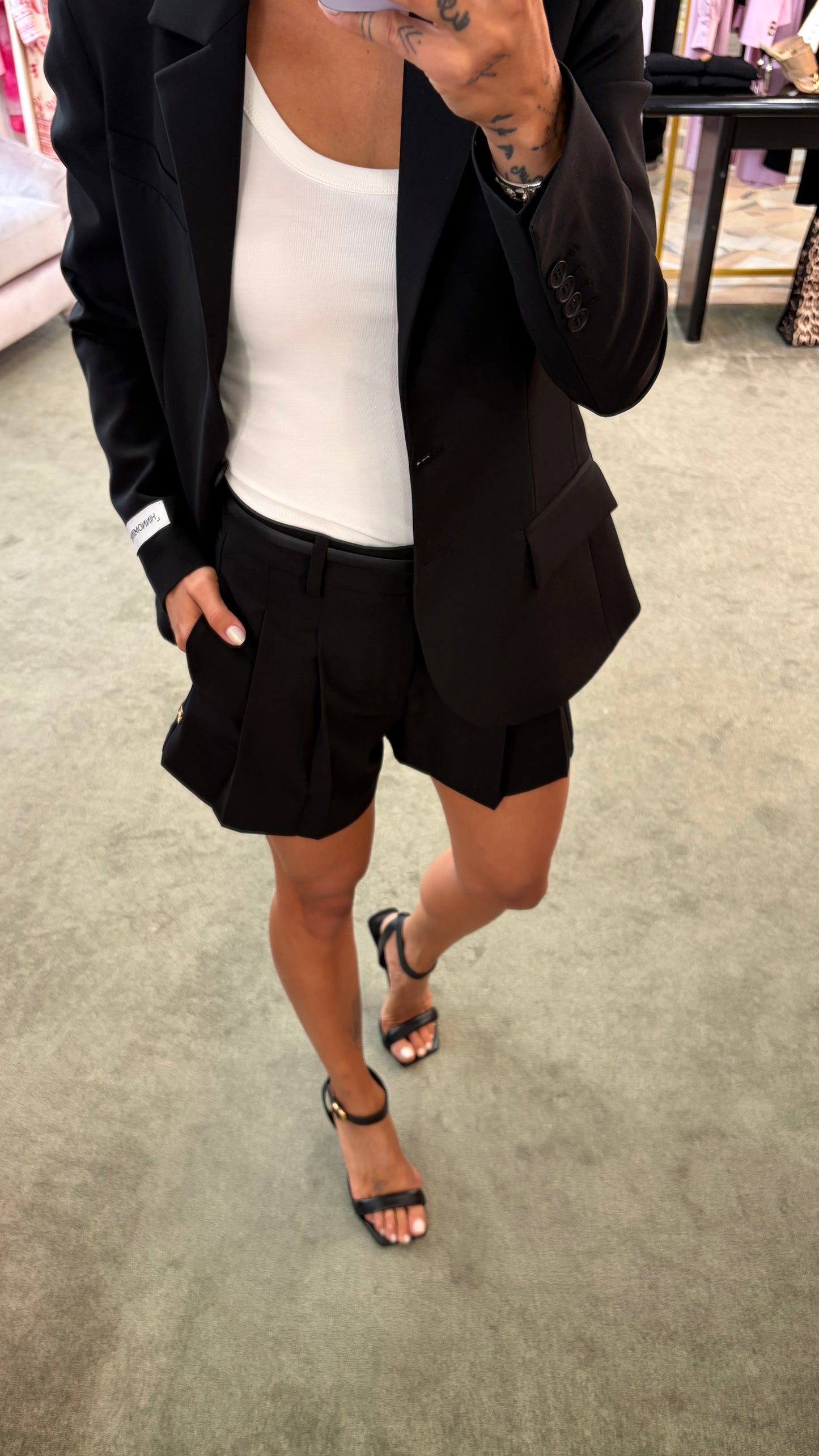 Shorts nero classico con pences Hinnominate