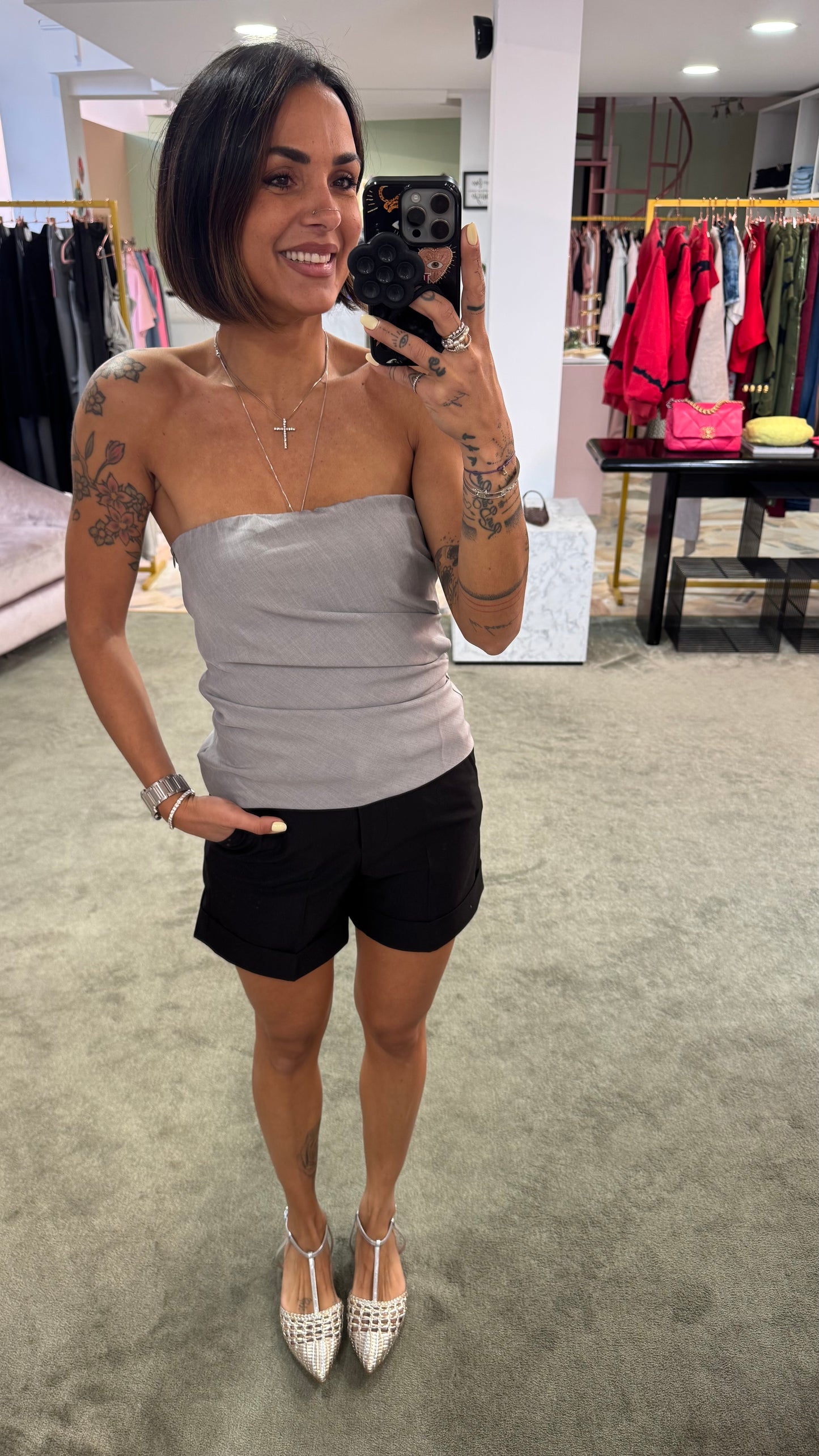 Top fascia grigio con arricciatura tessuto classico