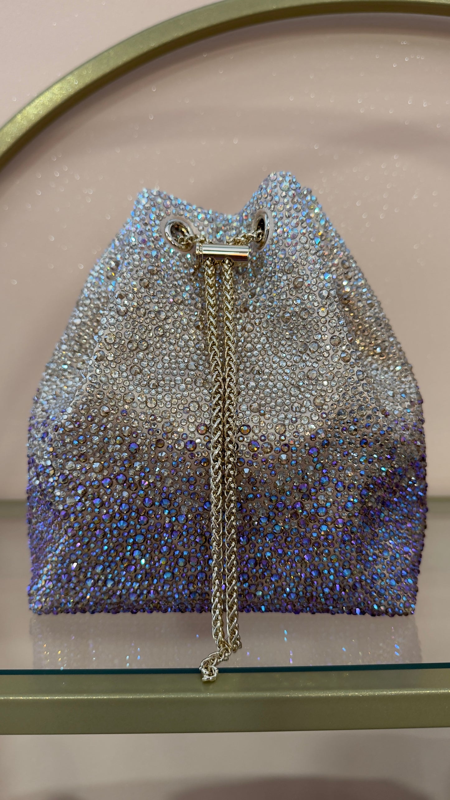 Borsa sacchetto multicolor oro e lilla con cristalli
