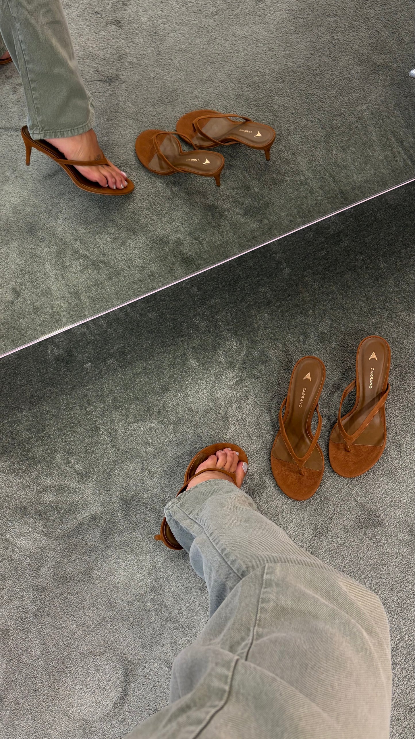 Infradito liquirizia con tacco in suede