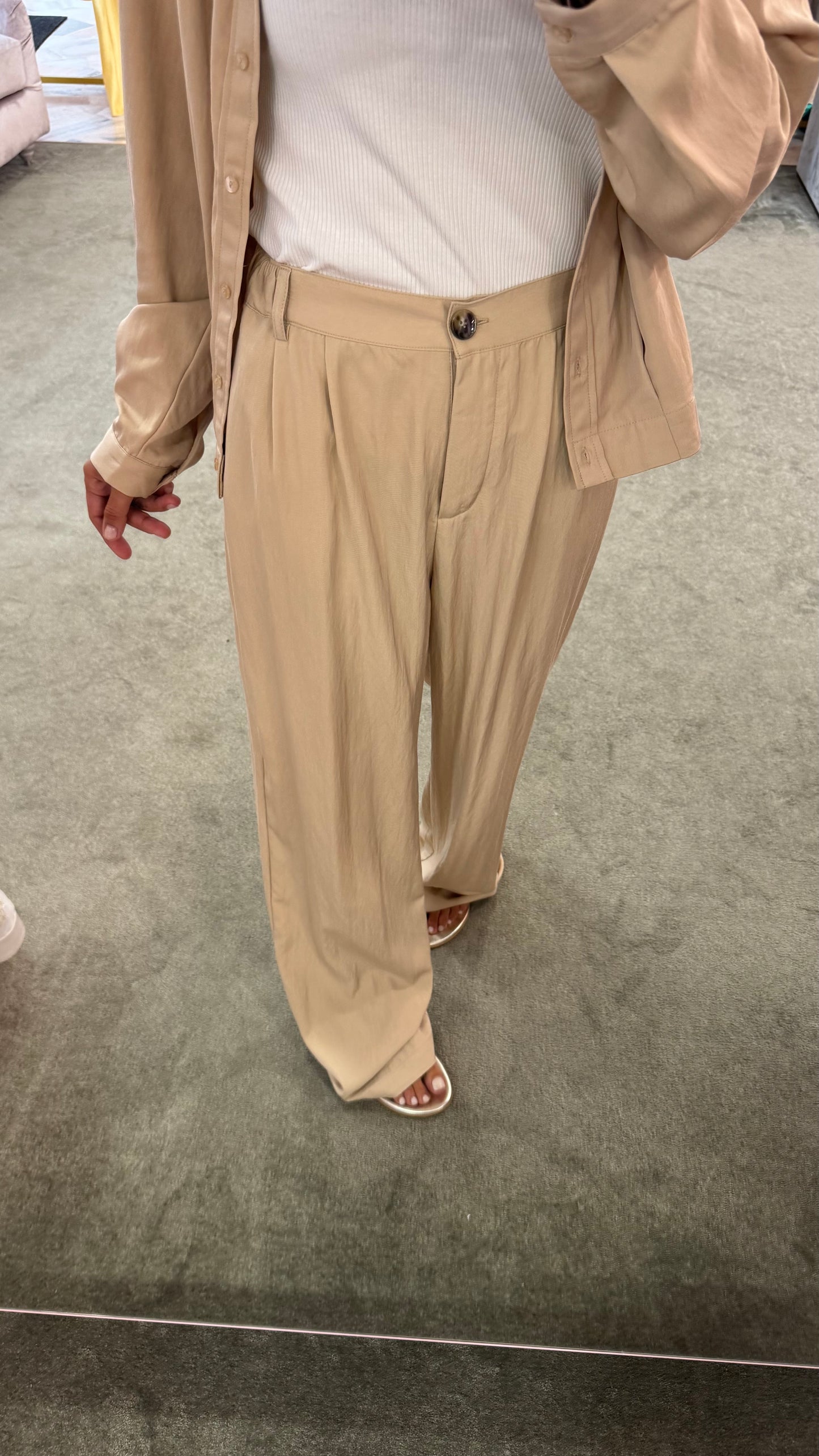 Pantaloni sabbia in viscosa sy
