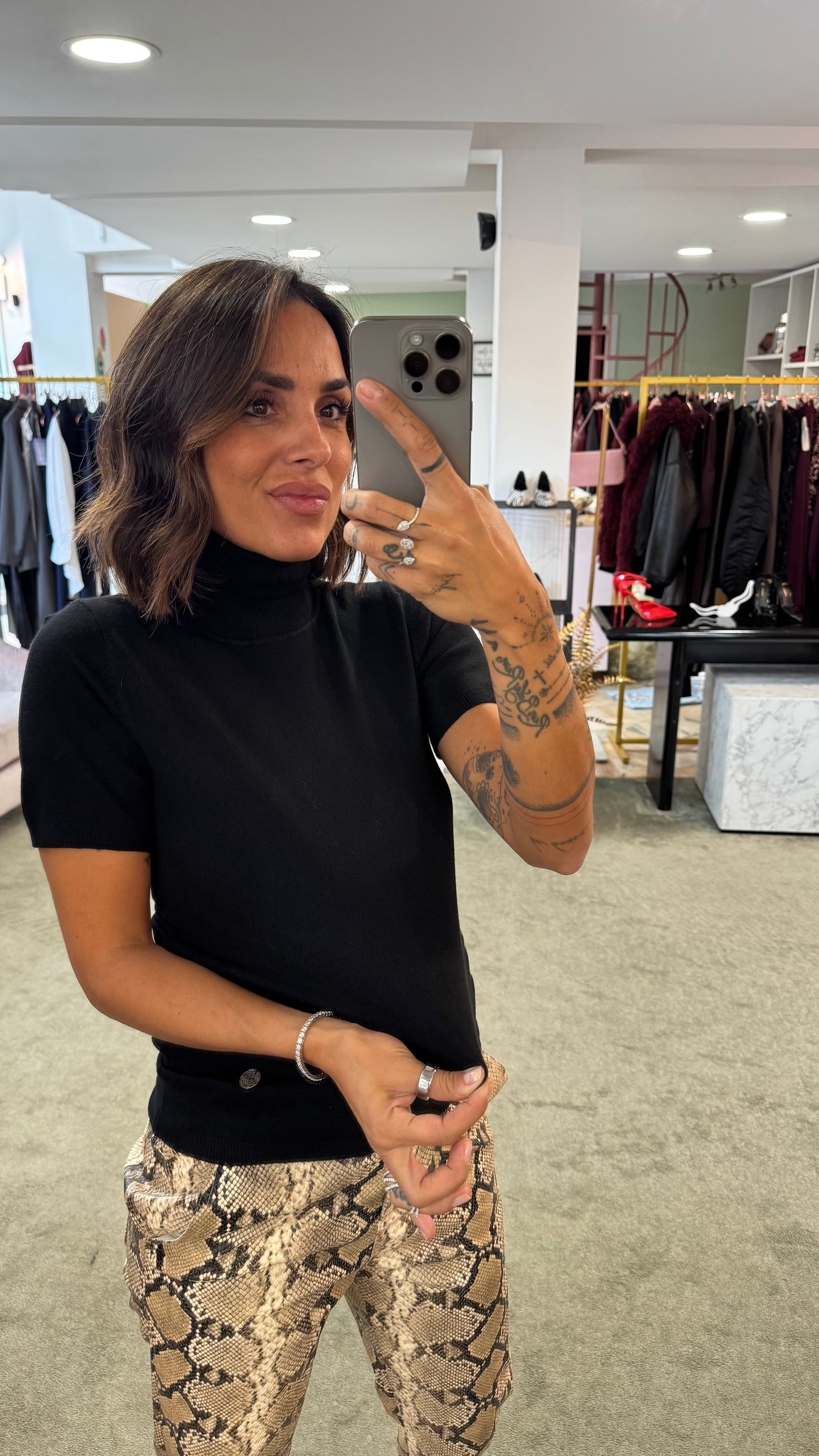 Dolcevita nero manica corta tk