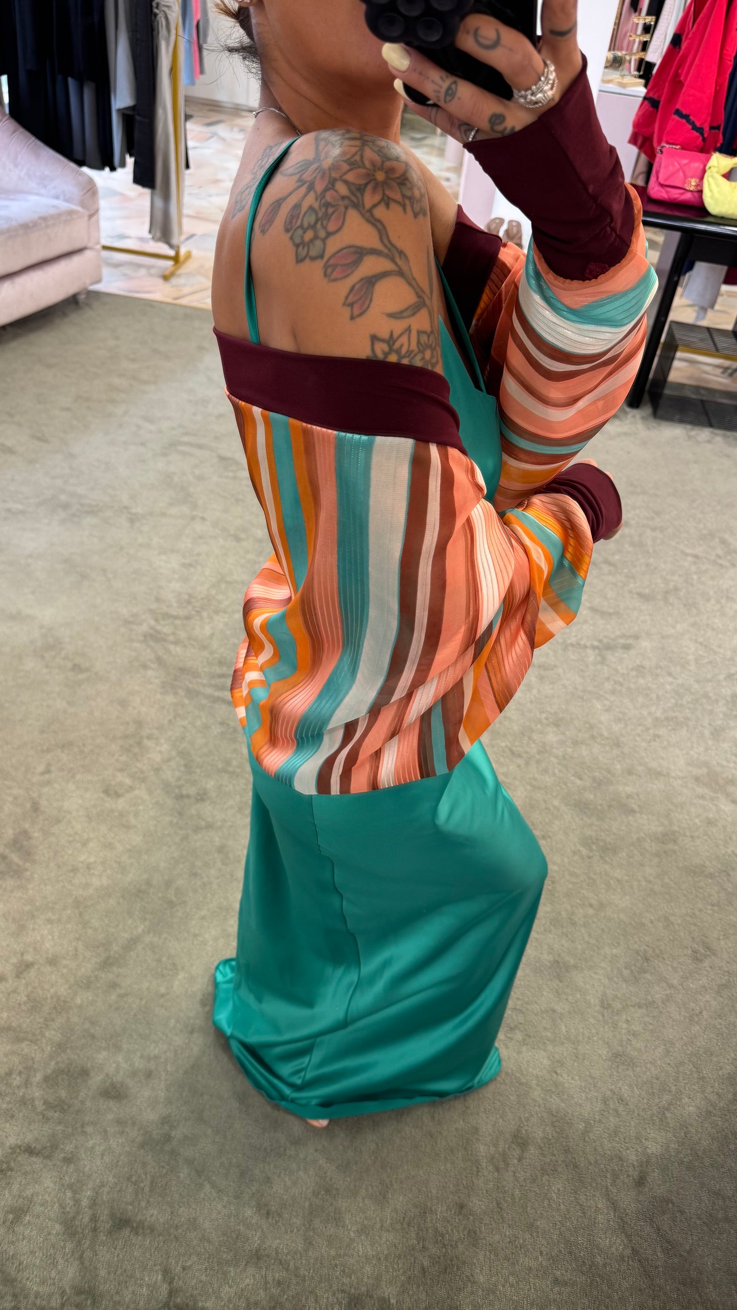 Coprispalle multicolor a righe mq