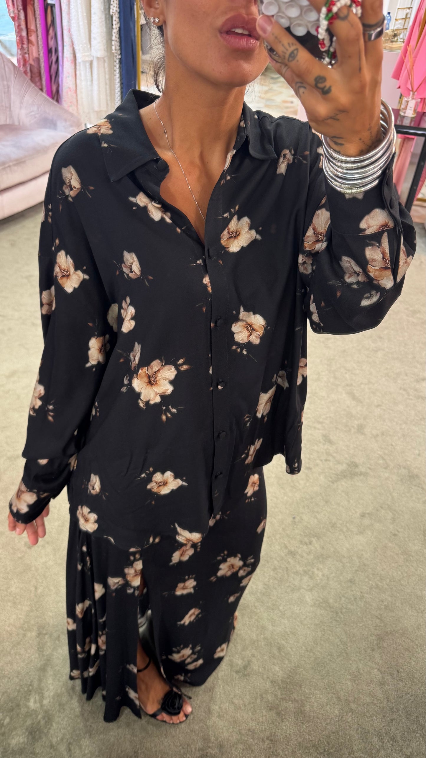 Camicia clelia MAR DE MARGARITAS nera a fiori