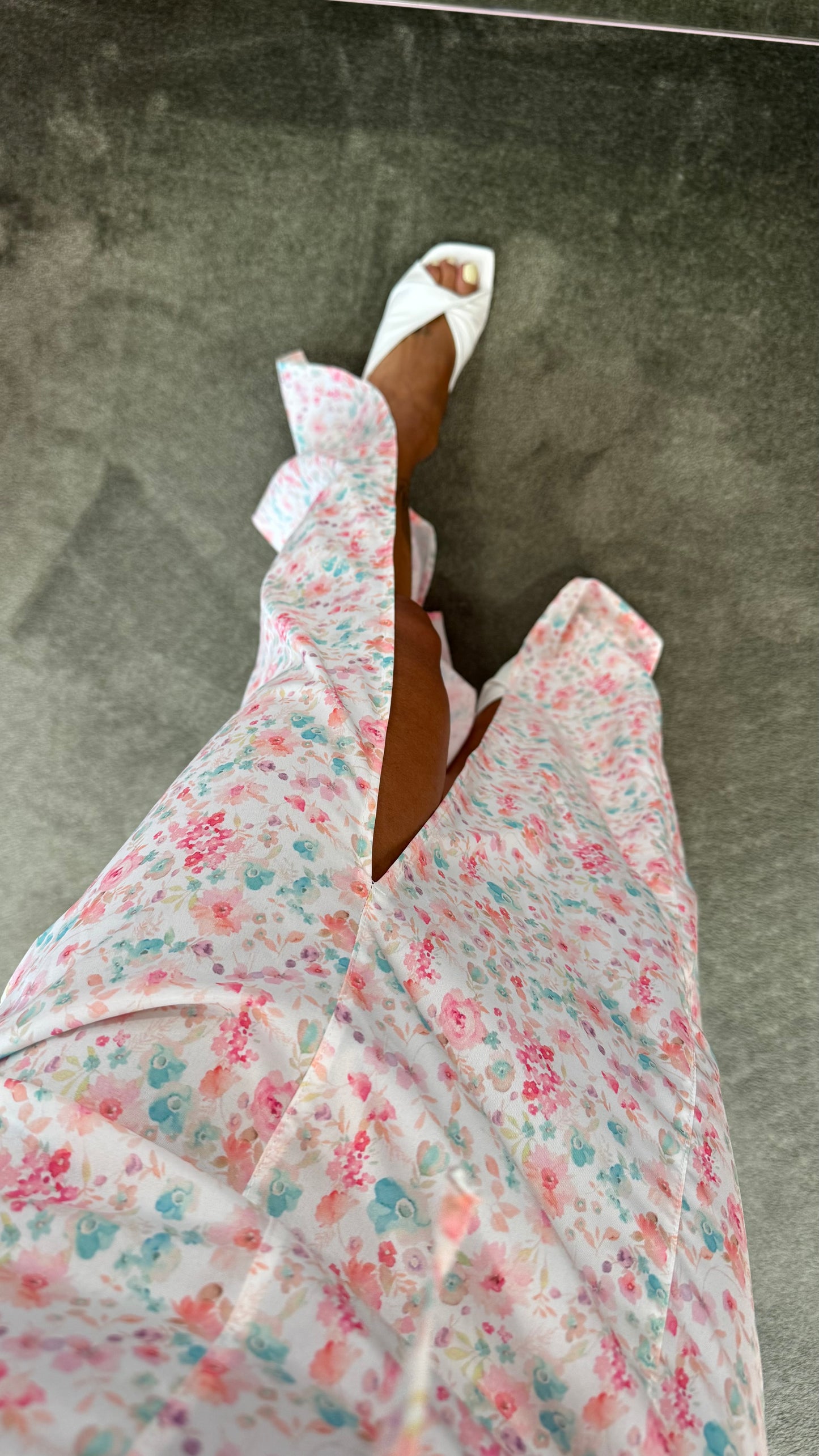 Abito lungo a fiori con spacco ks