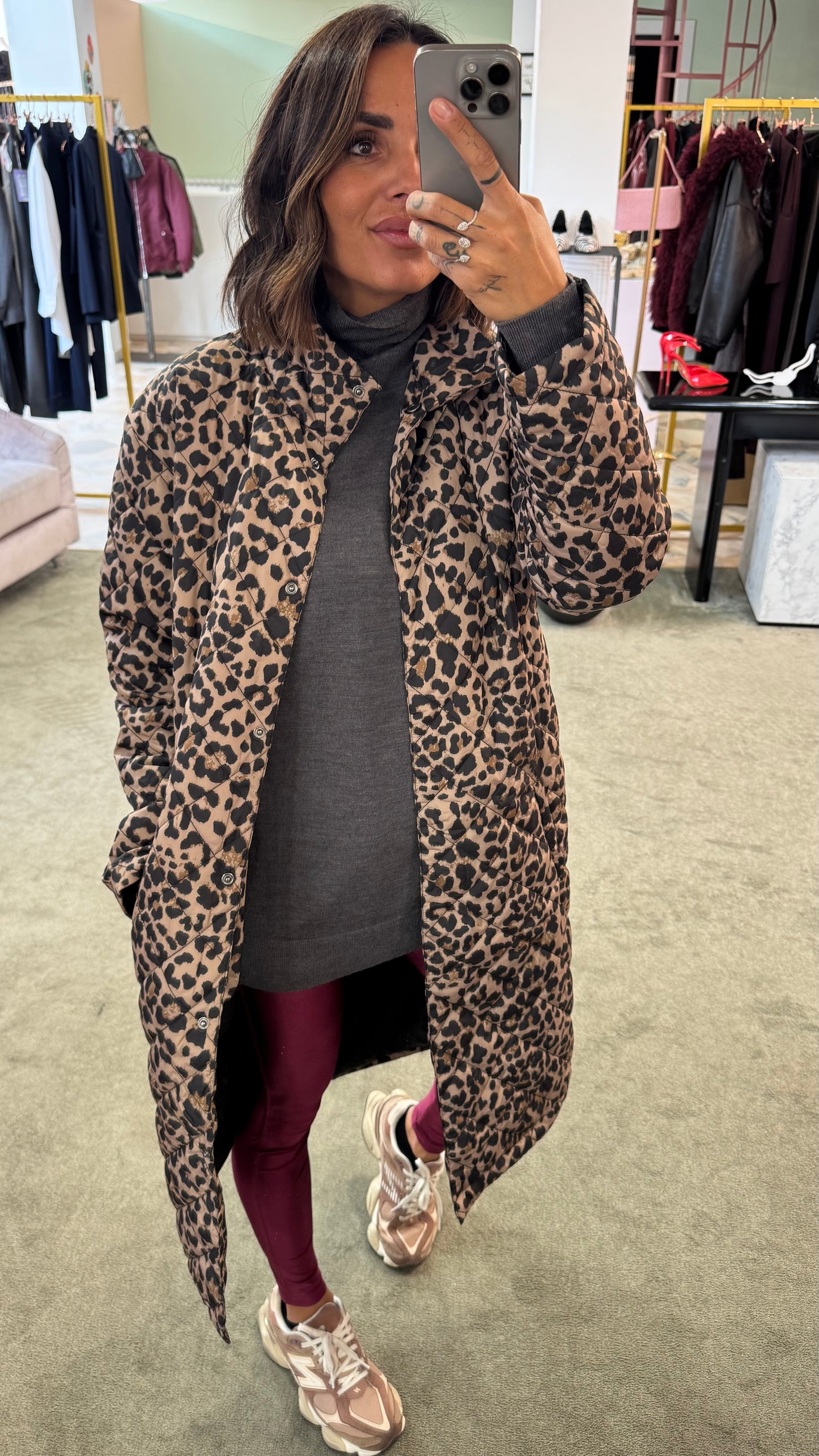 Piumino leggero lungo leopardato trapuntato sy