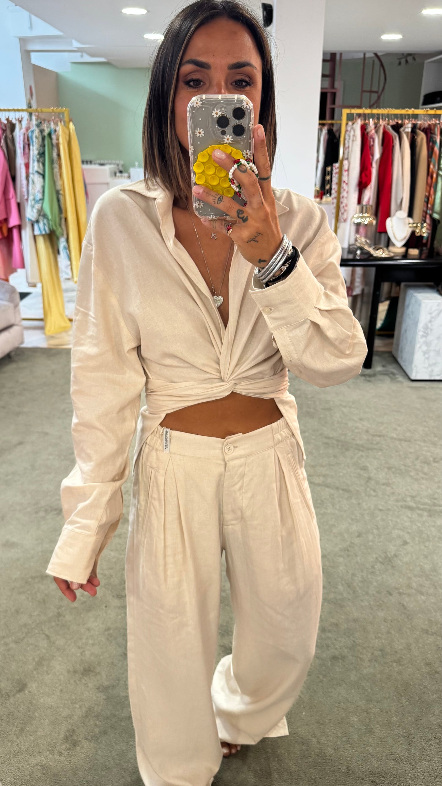 Camicia beige ecru con nodo hinnominate
