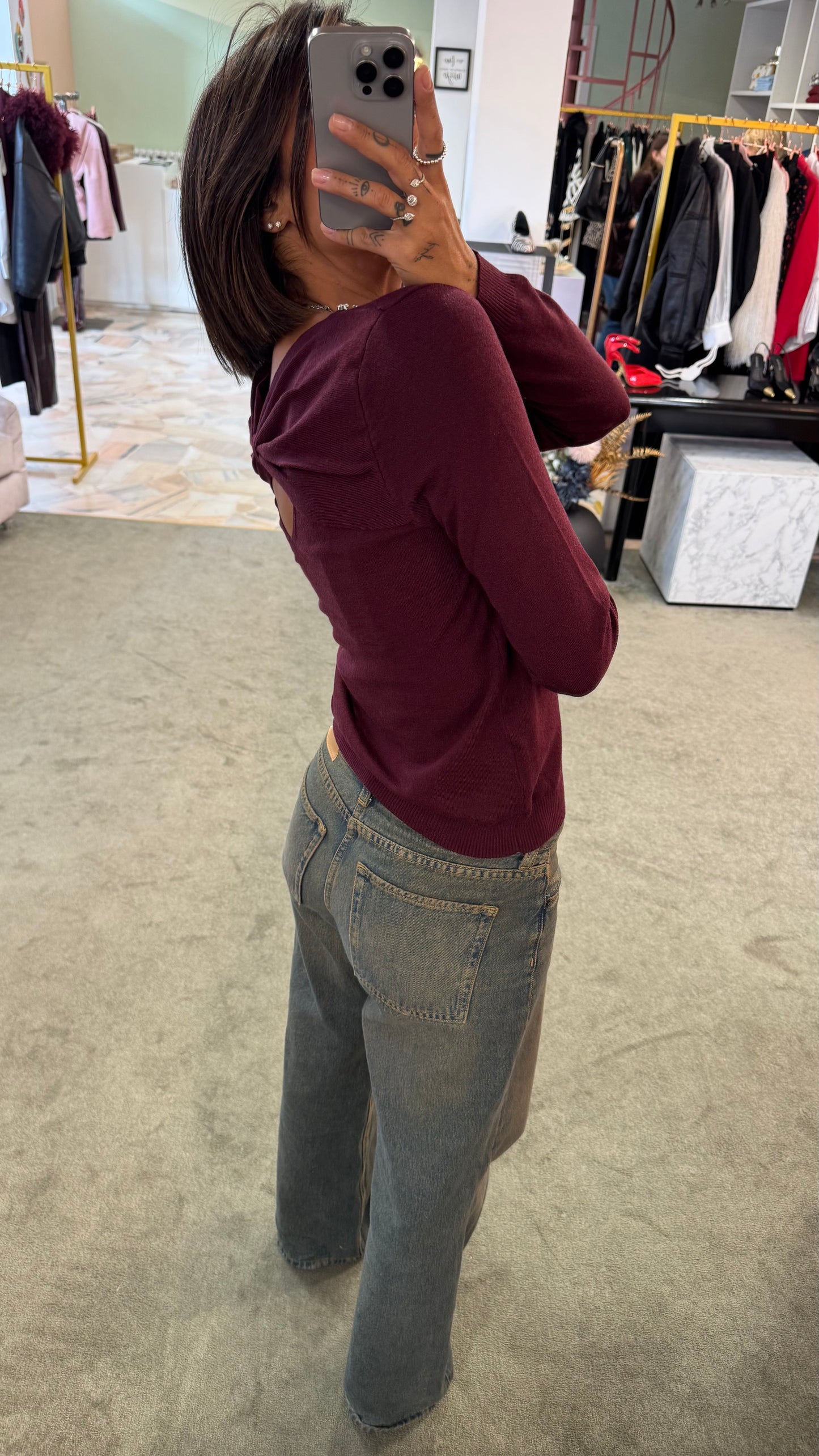 Maglione bordeaux scollo a v con pietre bj