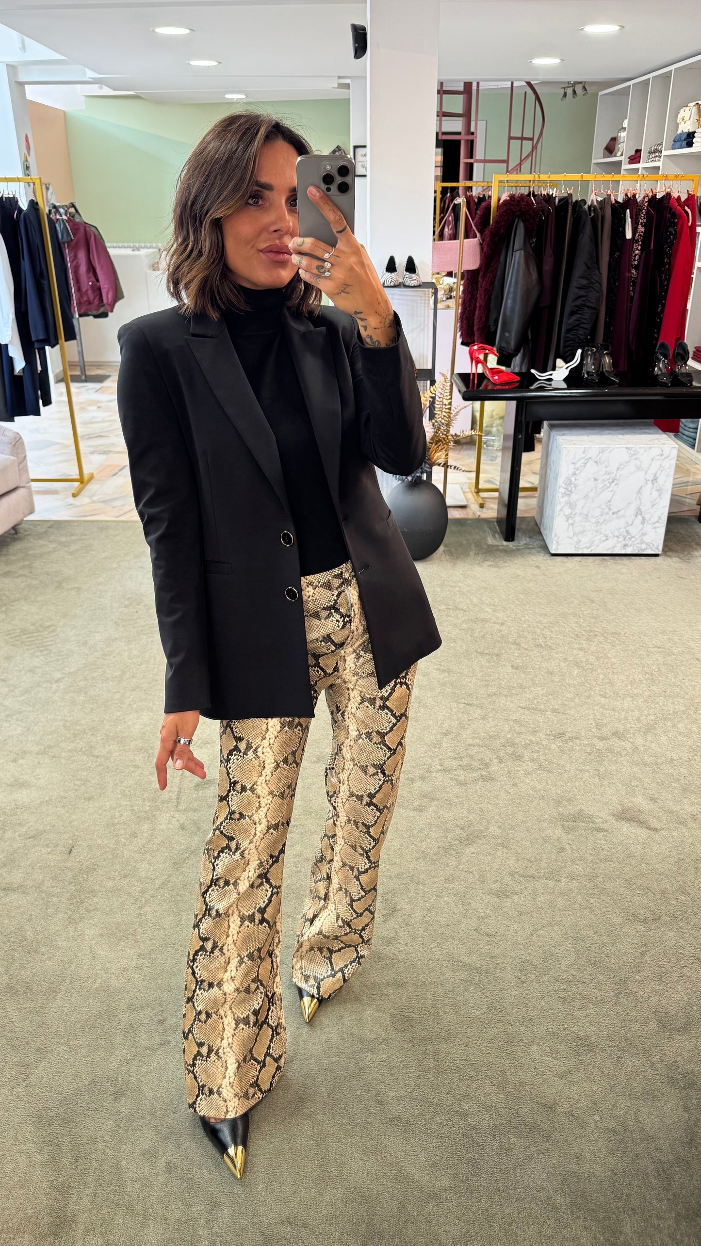 Pantaloni pitonati in ecopelle gl
