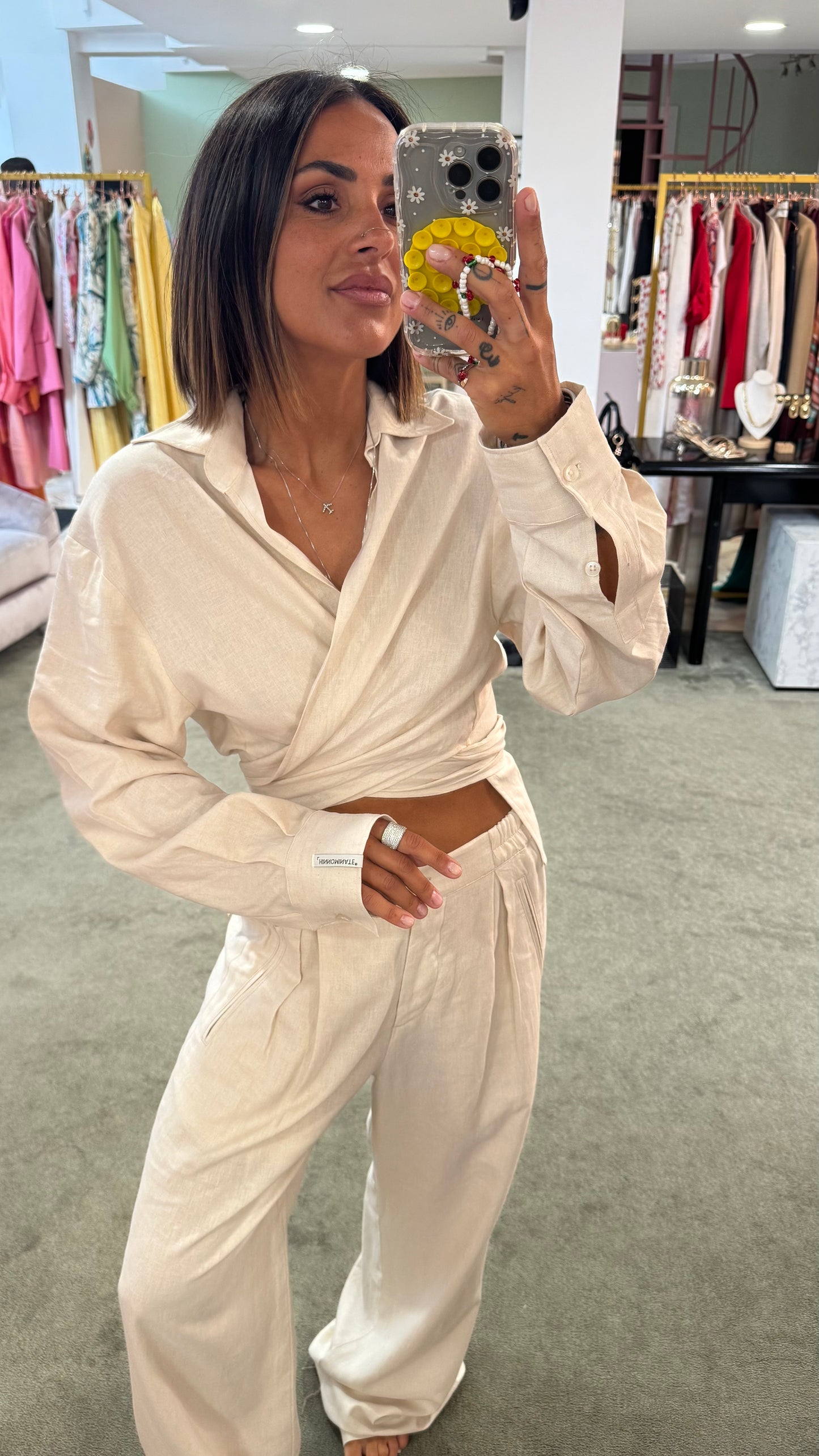 Camicia beige ecru con nodo hinnominate