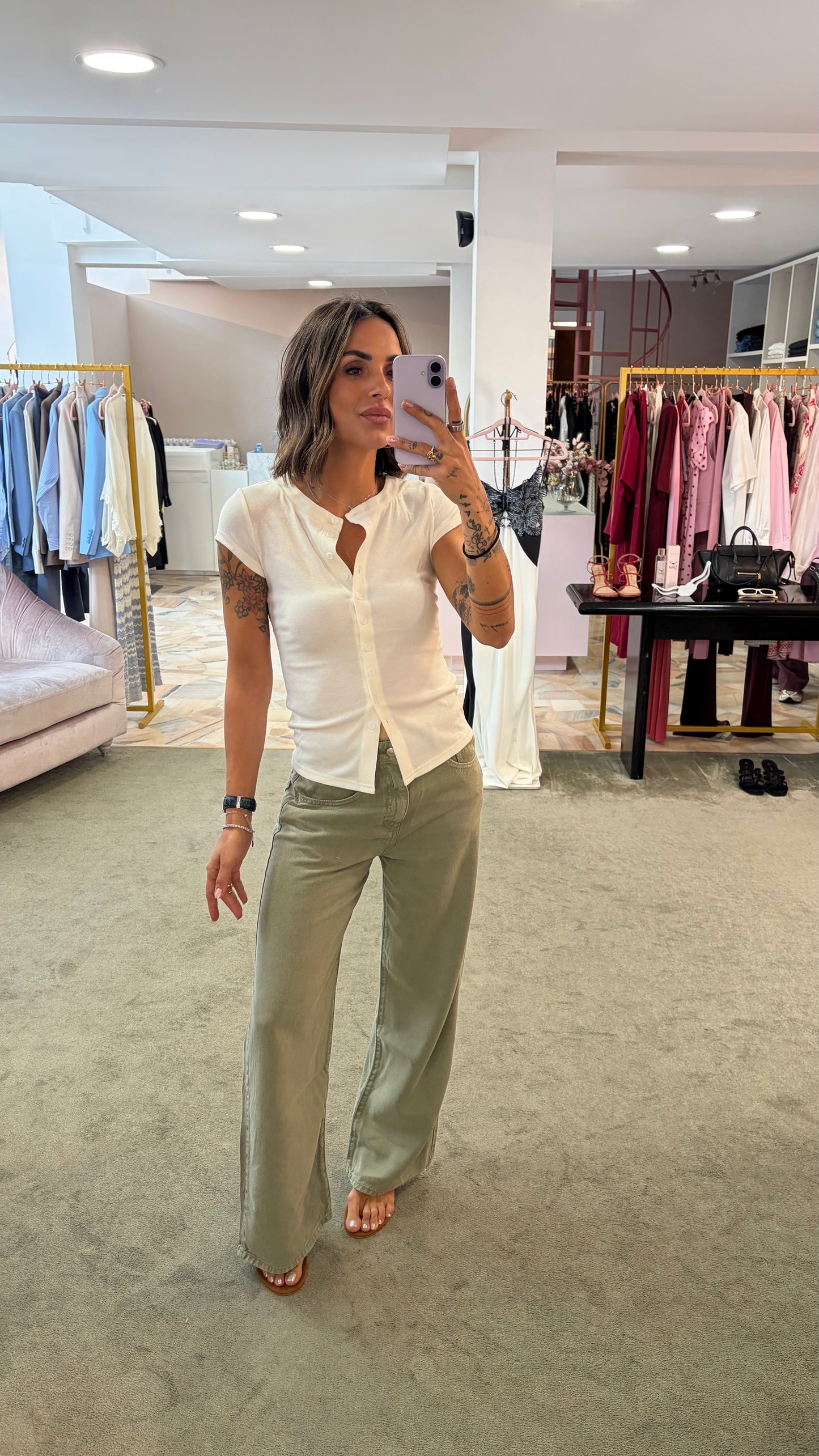 Cardigan t-shirt bianco con bottoncini gl
