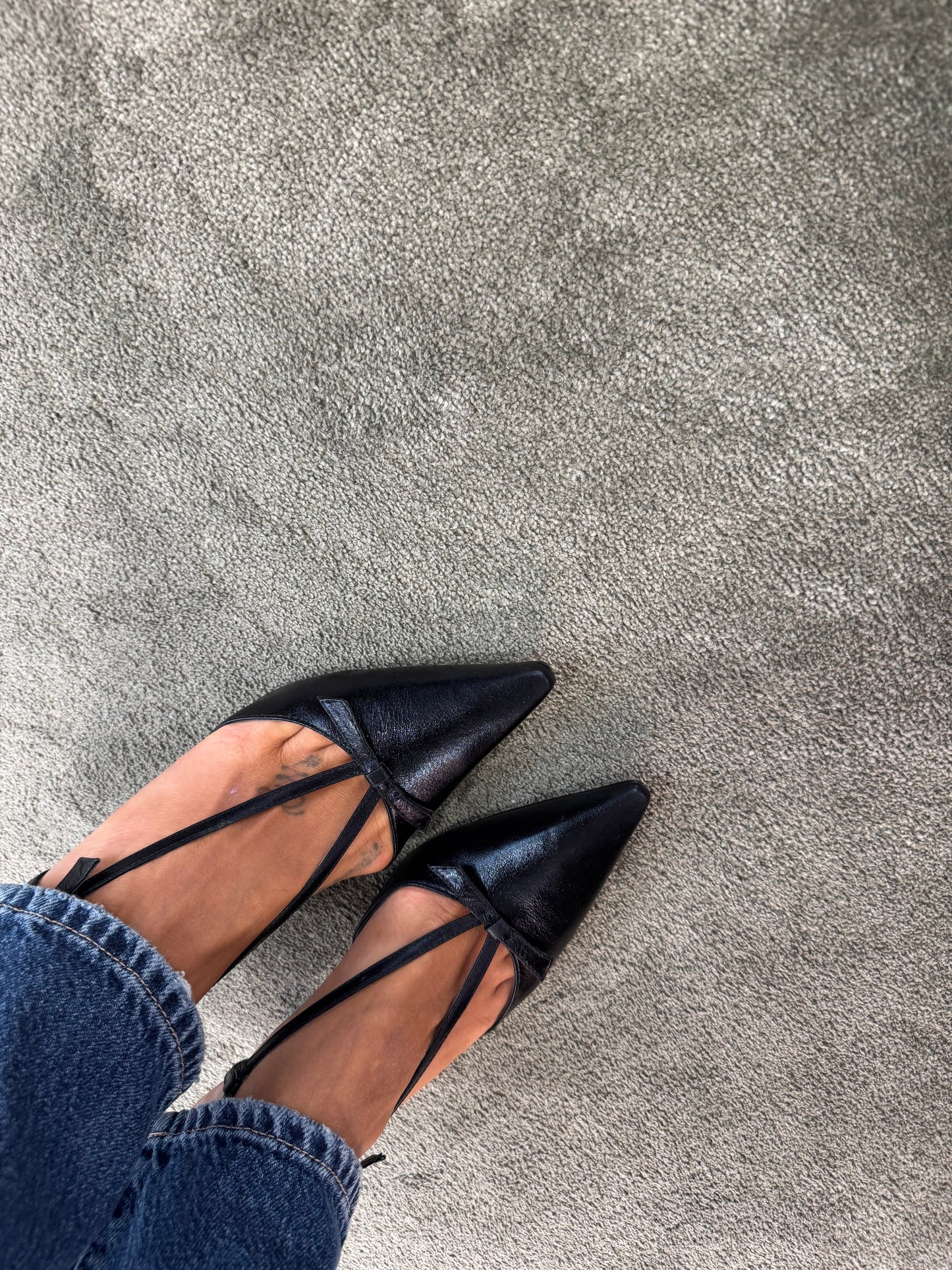 Slingback nera con fiocchetto