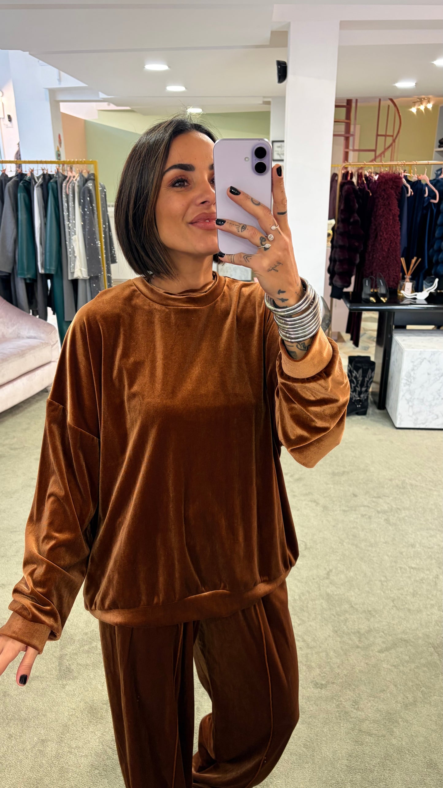 Felpa over ruggine in velluto Don't@Me