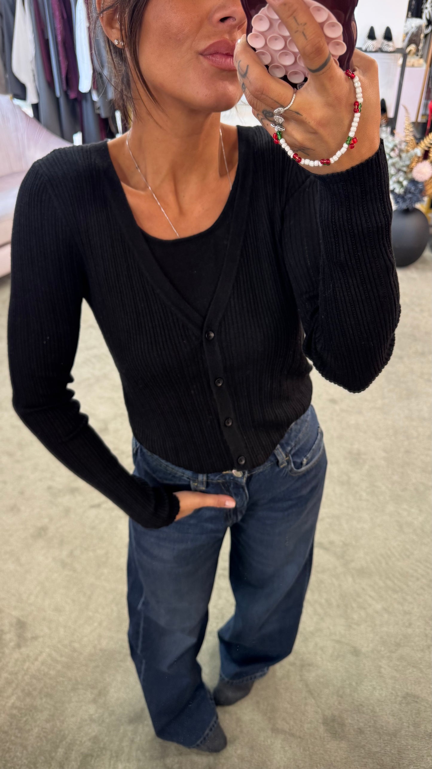 Cardigan nero con canotta annessa bj