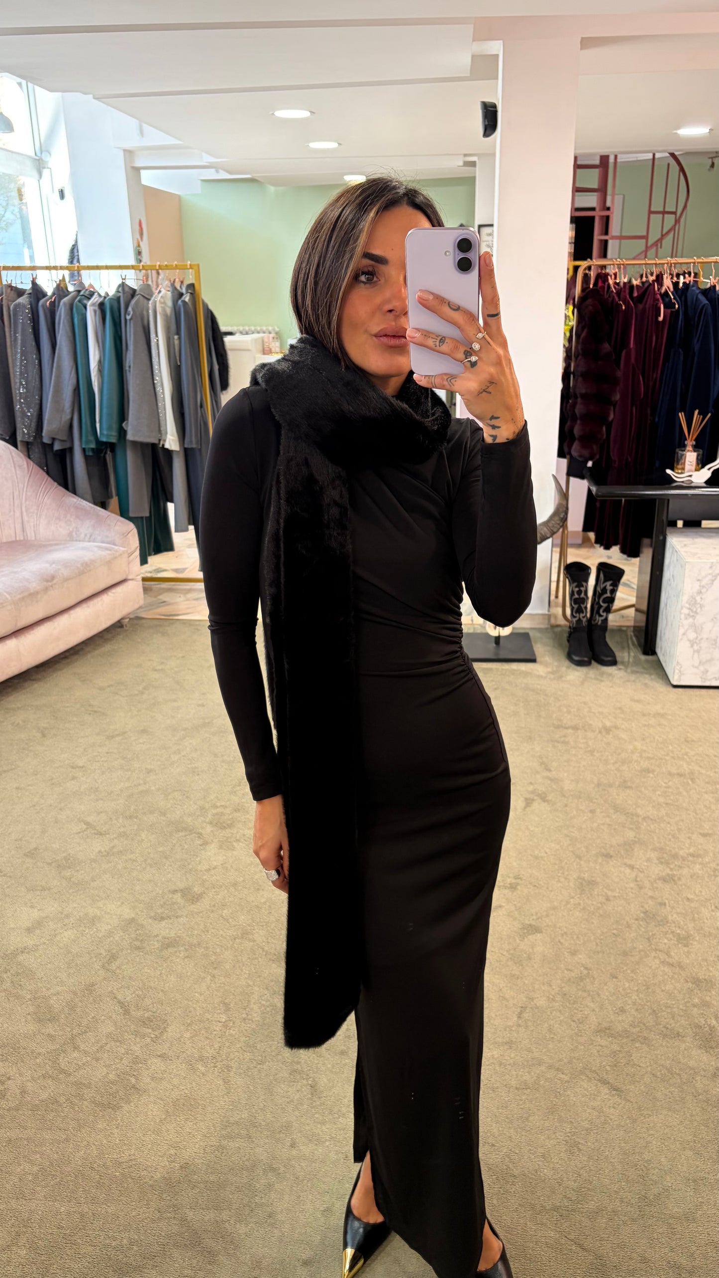 Abito lupetto tubino nero con arricciature gl