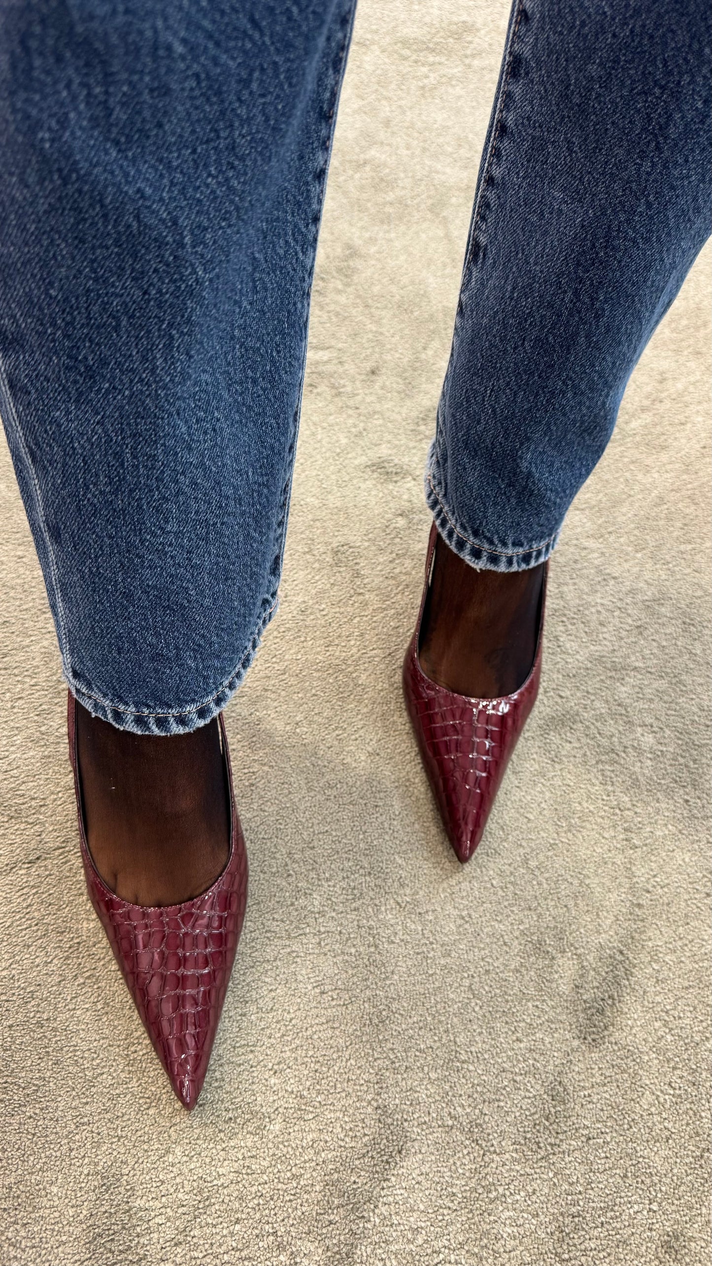 Slingback bordeaux crocodile in vernice