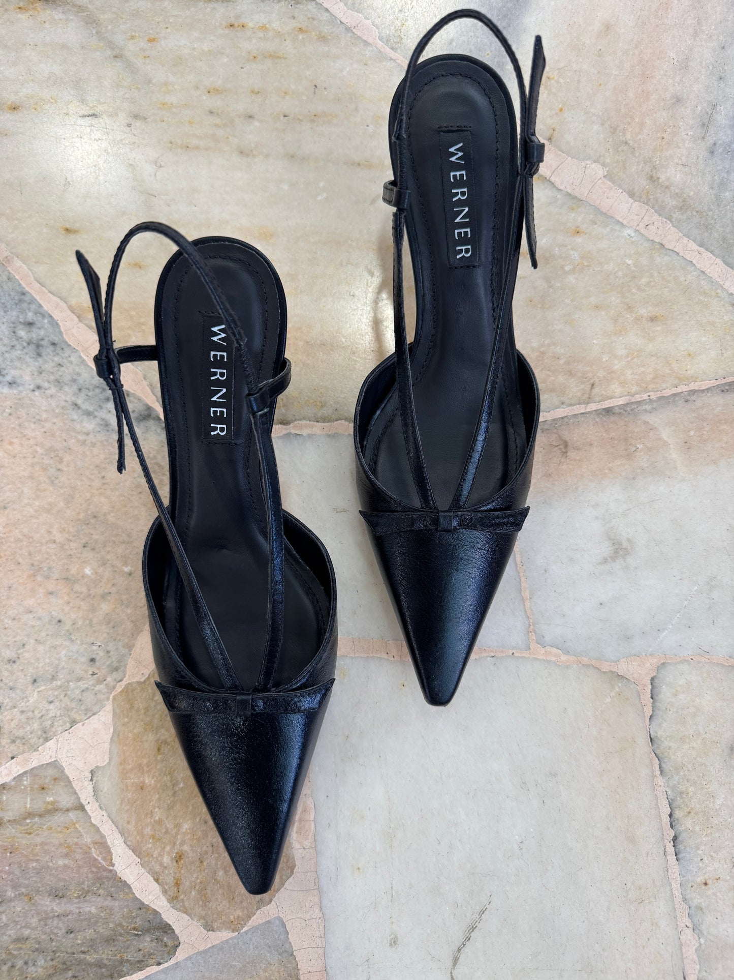Slingback nera con fiocchetto