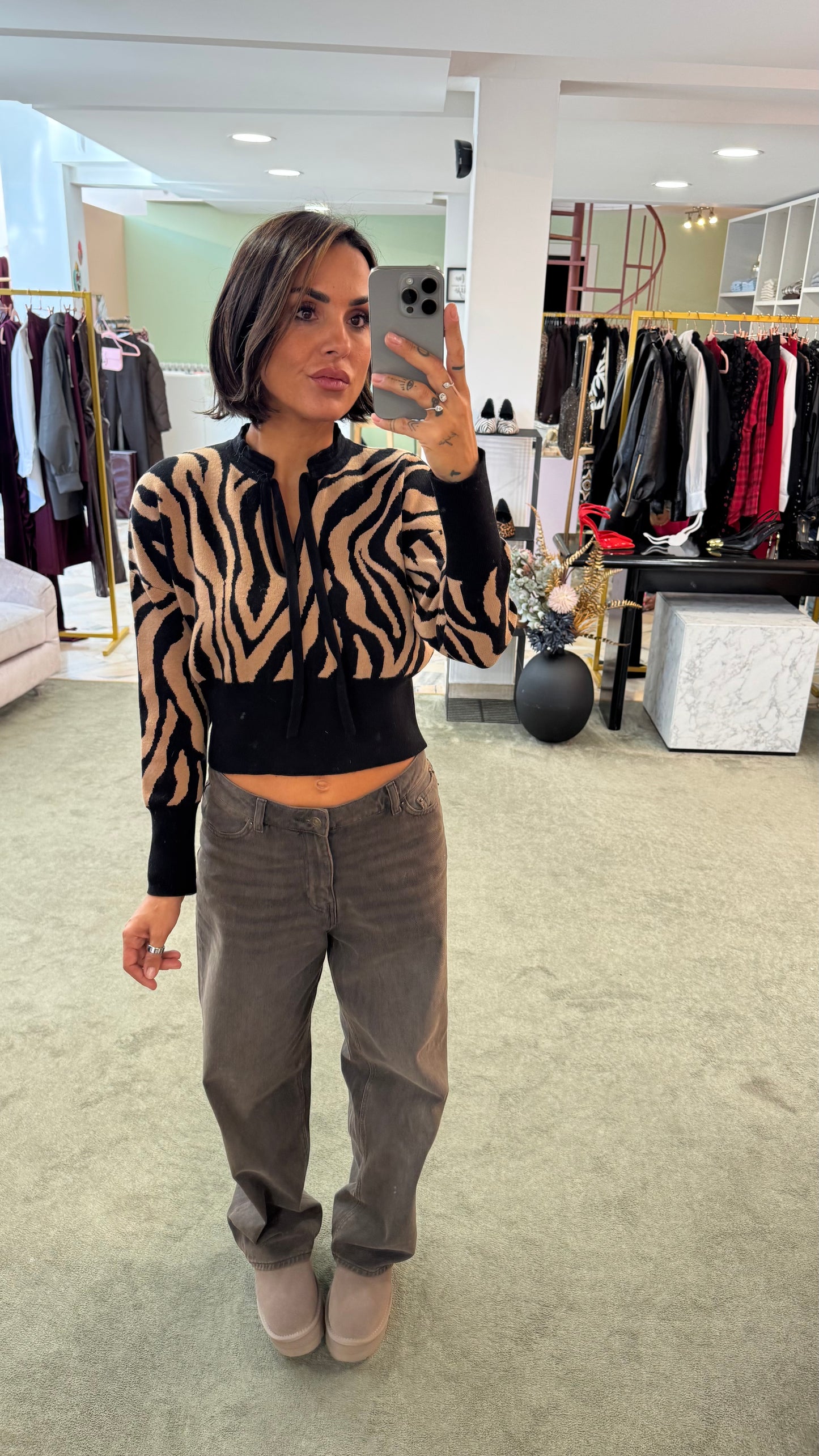 Maglione crop zebrato marrone e nero lh