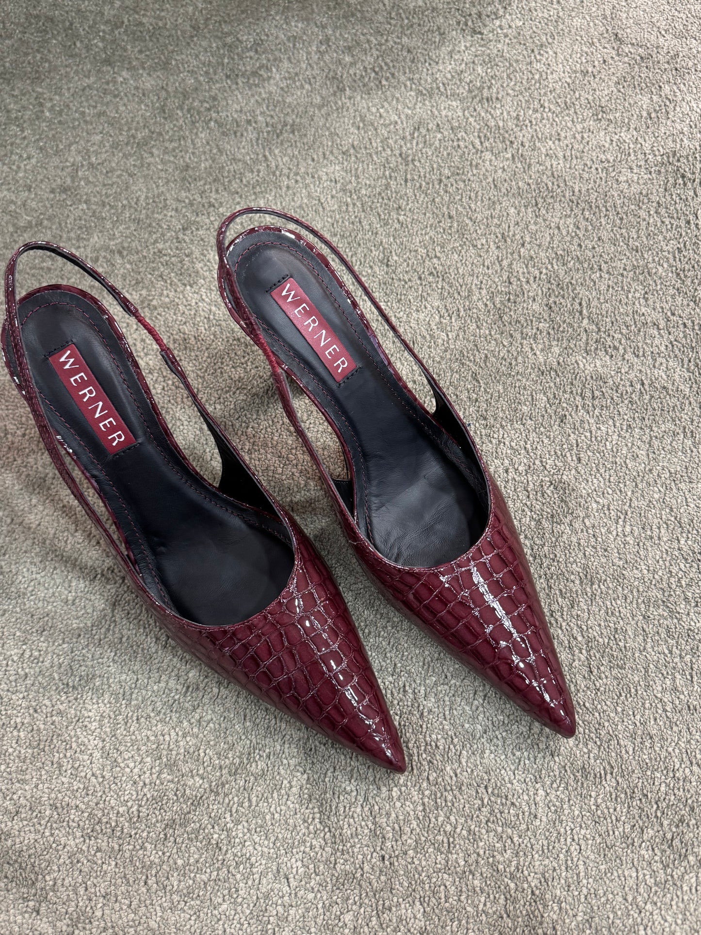 Slingback bordeaux crocodile in vernice