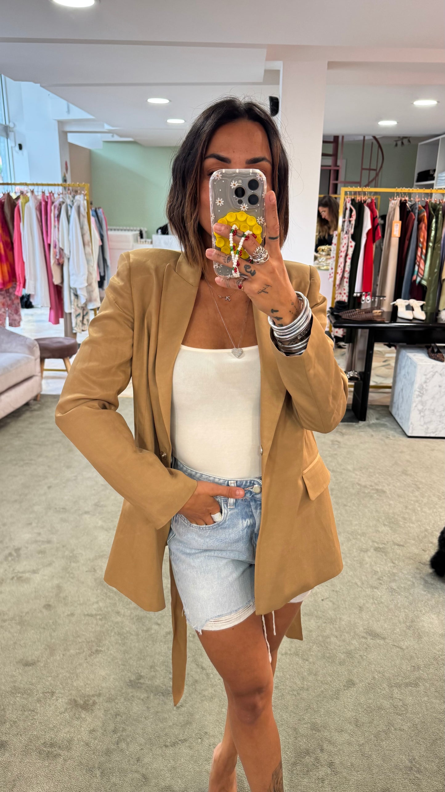 Blazer cammello satin con cintura Actualee