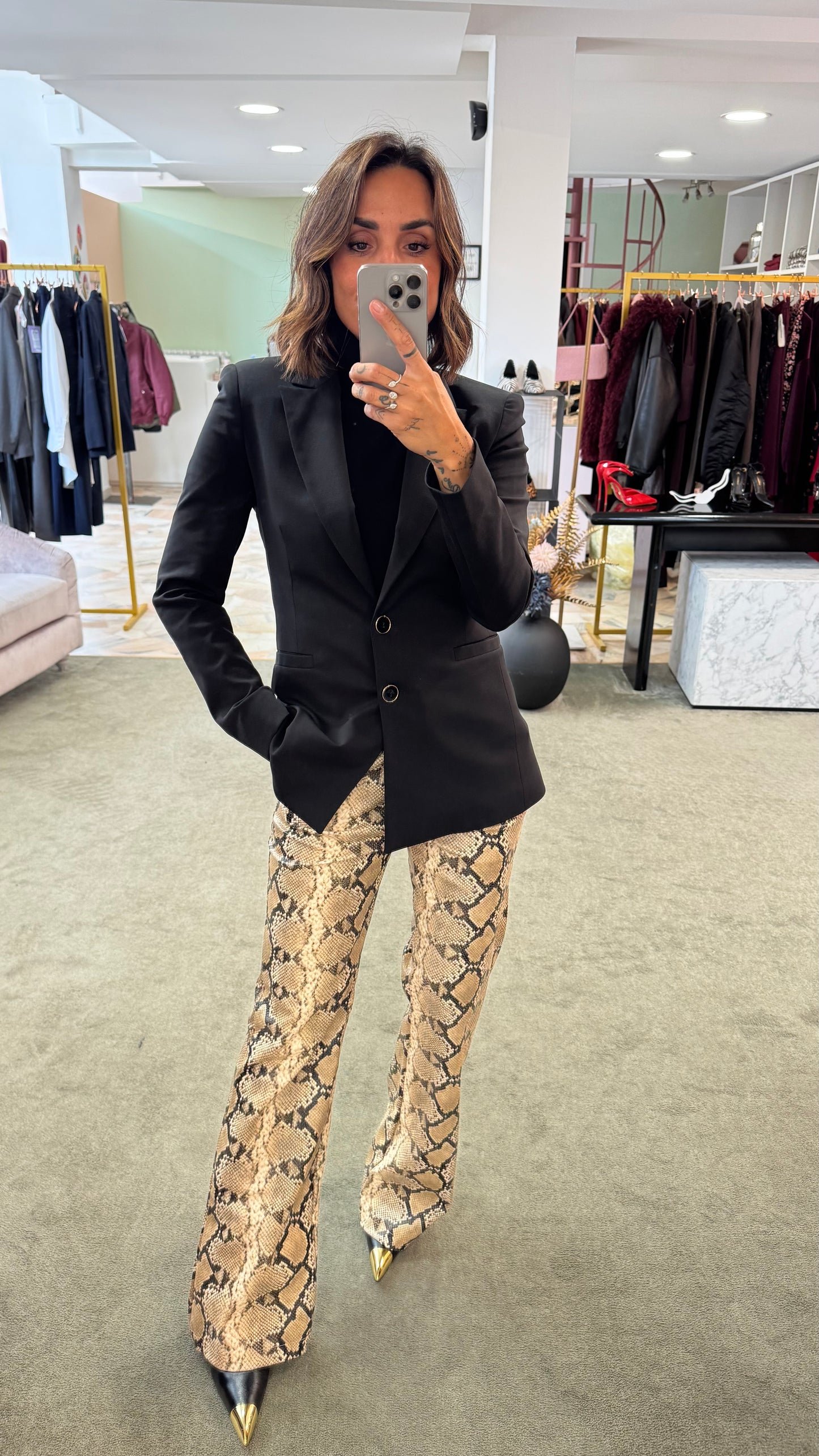 Pantaloni pitonati in ecopelle gl