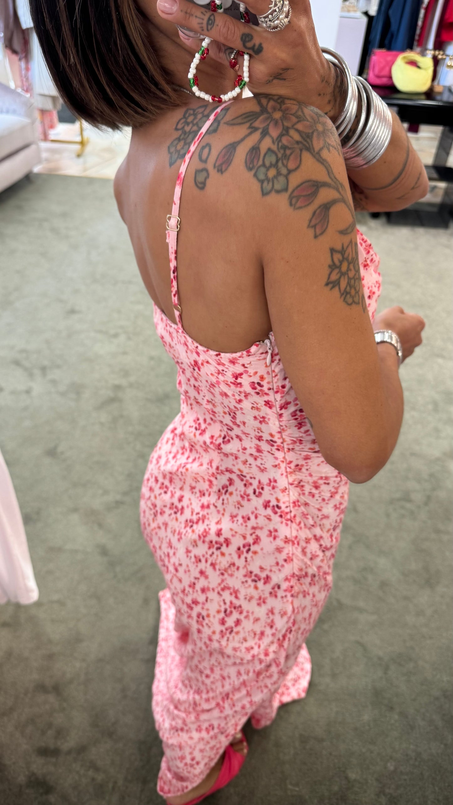 Abito kelly MAR DE MARGARITAS rosa a fiori con spacco lungo
