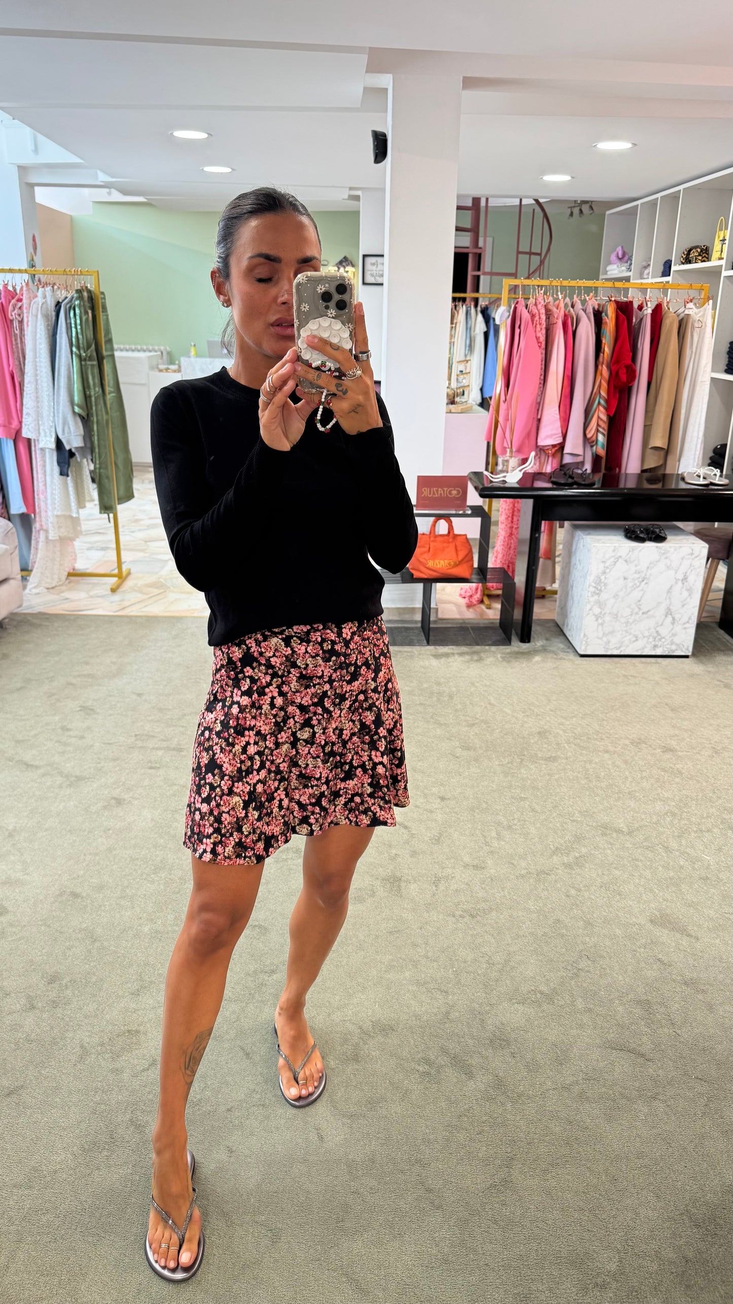 Maglione nero girocollo in viscosa jx