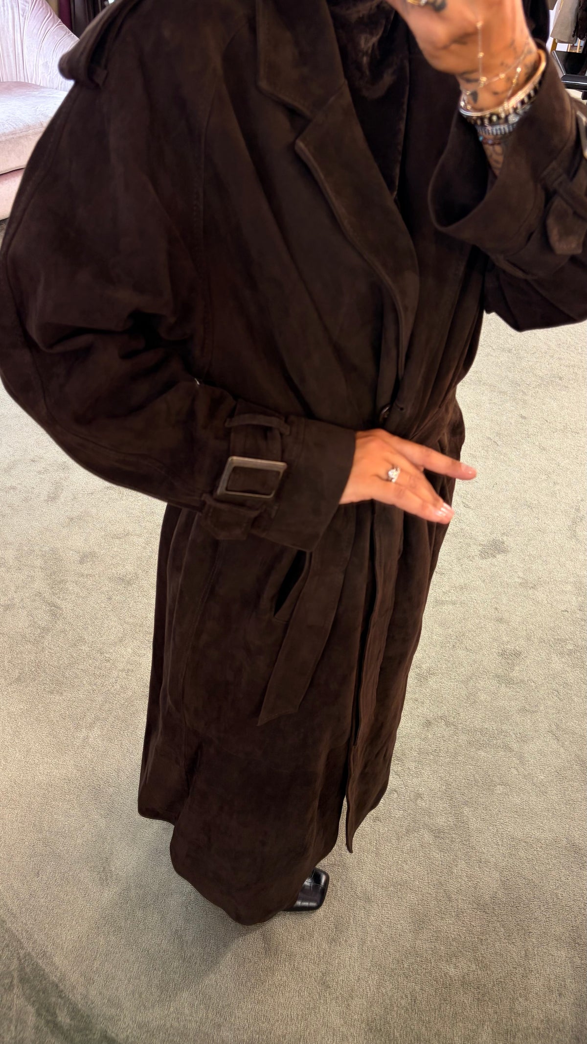 Trench marrone testa di moro lungo con cintura in pelle scamosciata Marsem