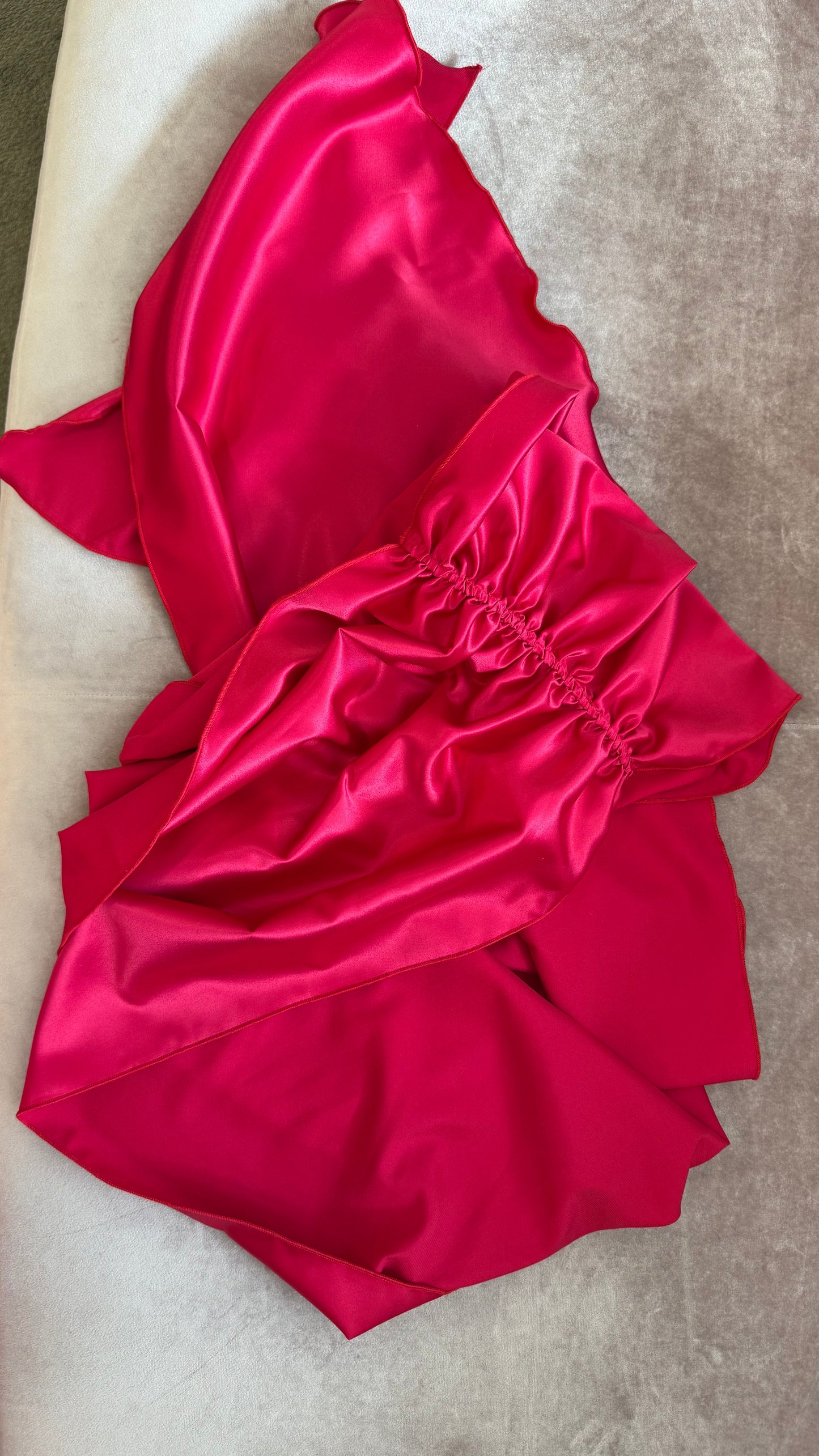 Stola rosa ciliegia in satin