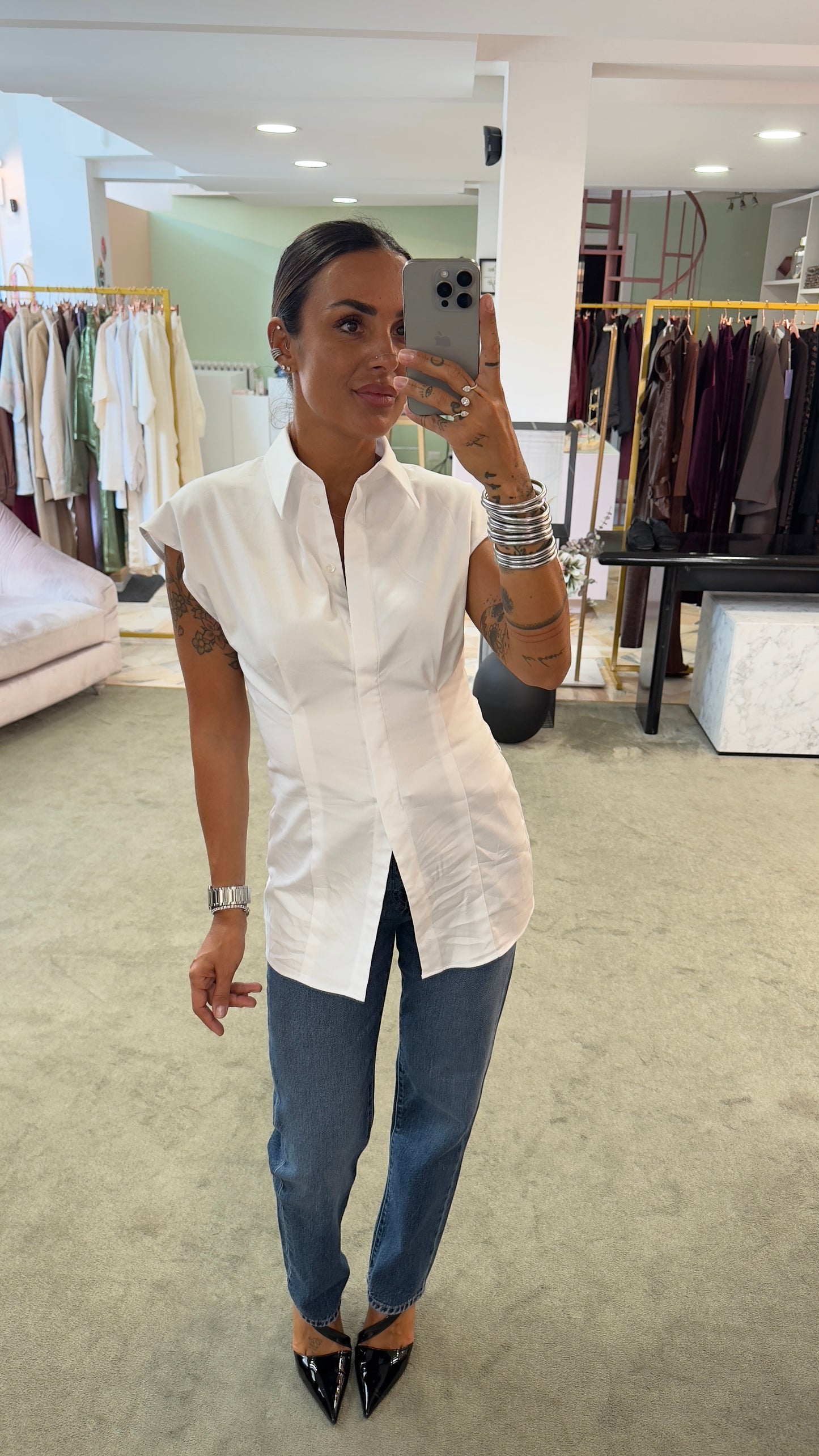 Camicia bianca manica scesa sciancrata sl
