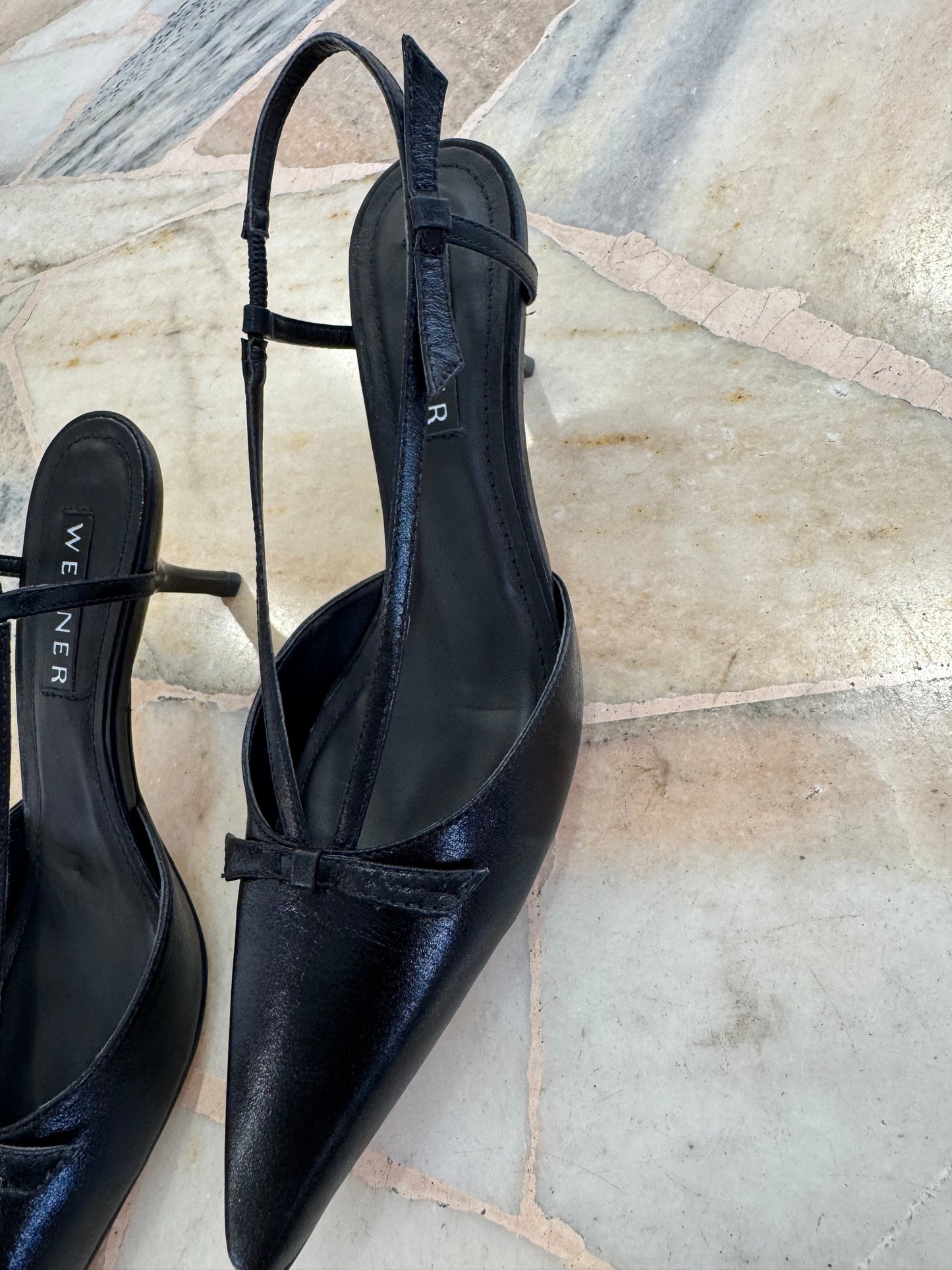 Slingback nera con fiocchetto