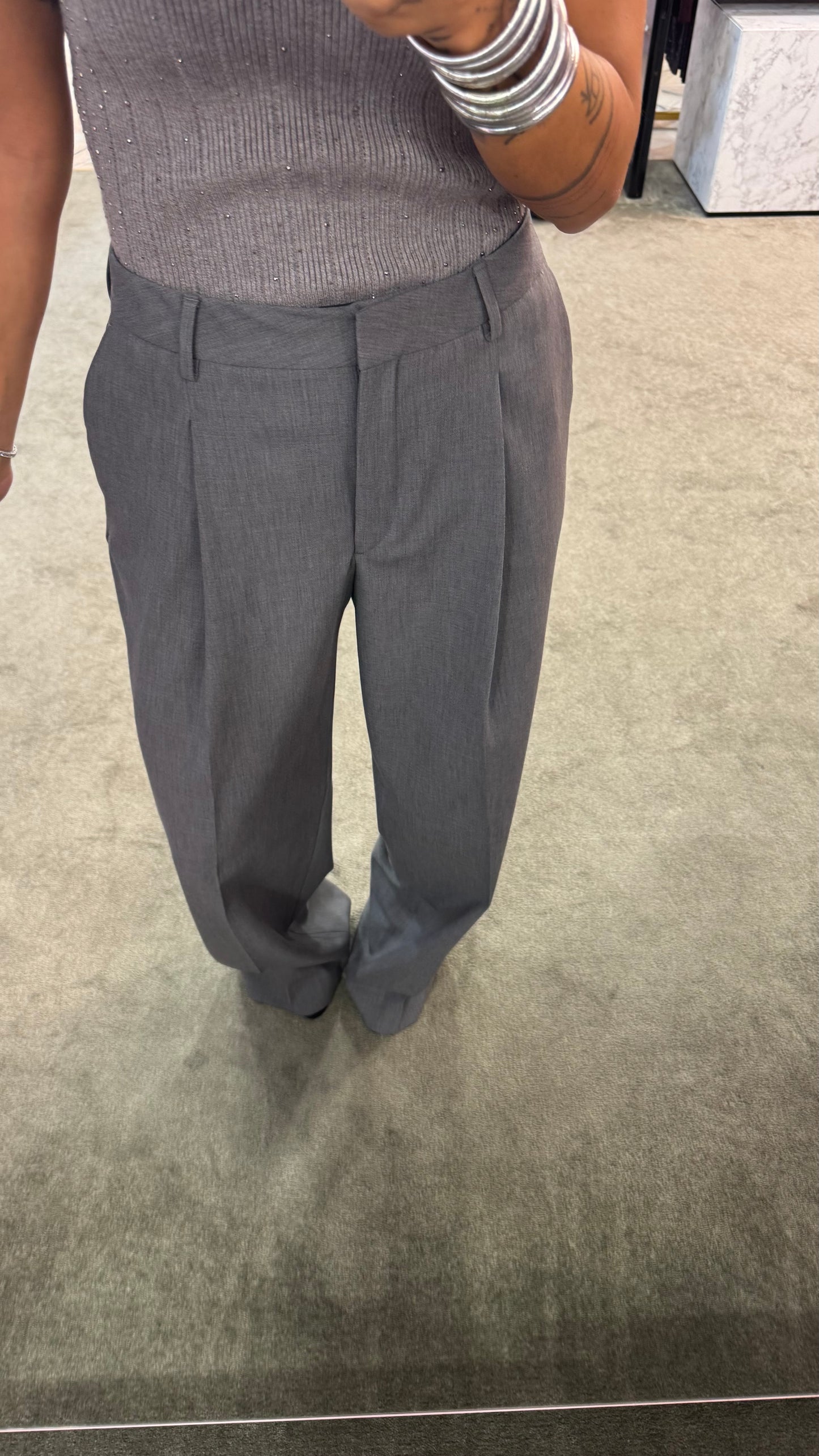 Pantaloni grigi wide leg sl