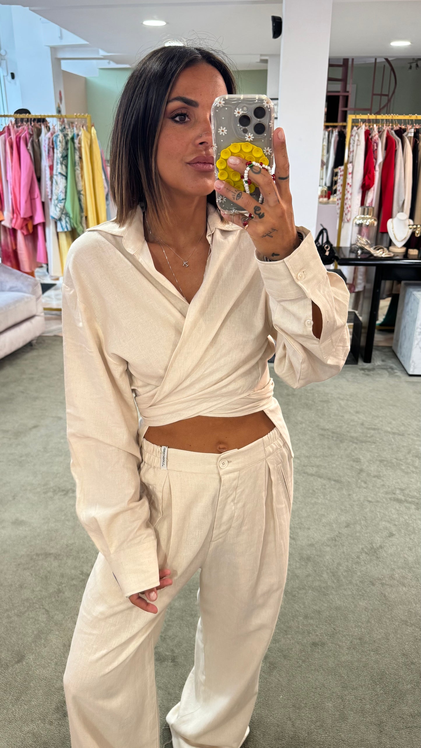 Camicia beige ecru con nodo hinnominate