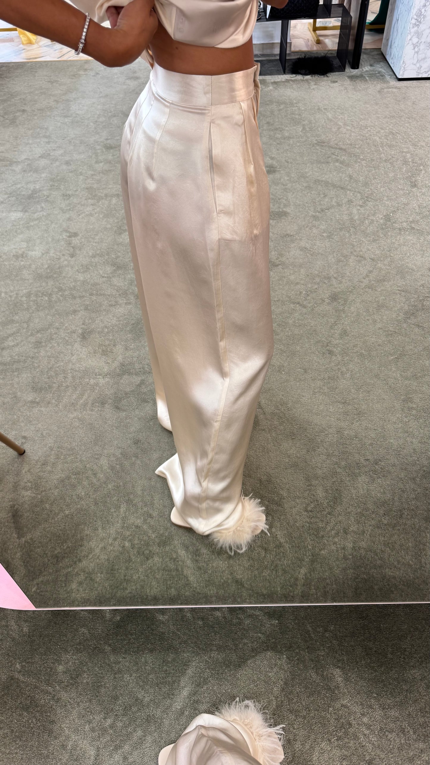 Pantaloni avorio in satin wide leg sl
